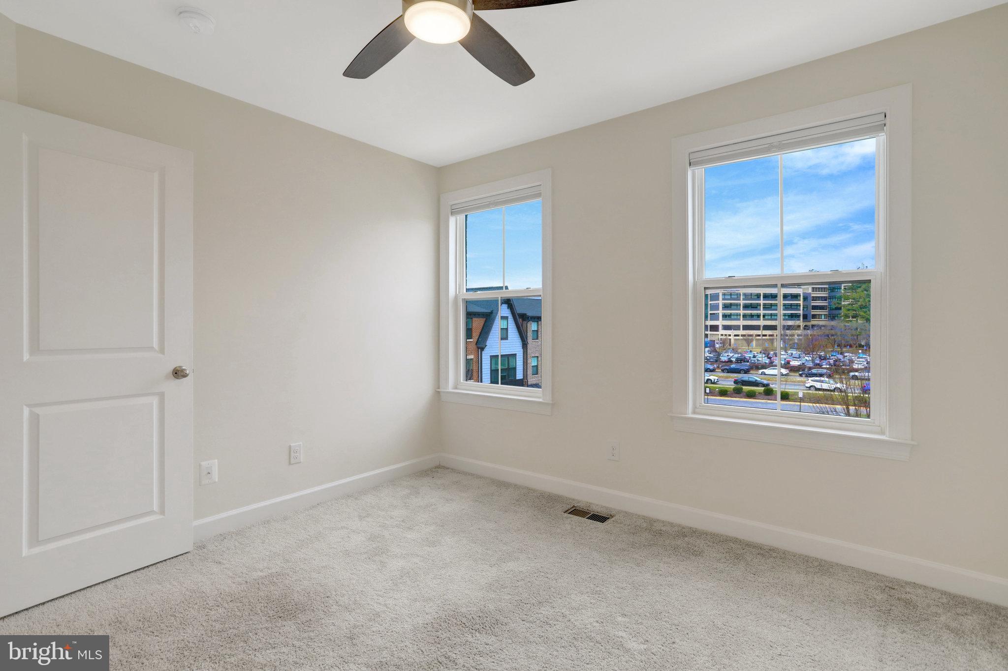 Real estate listing preview #36