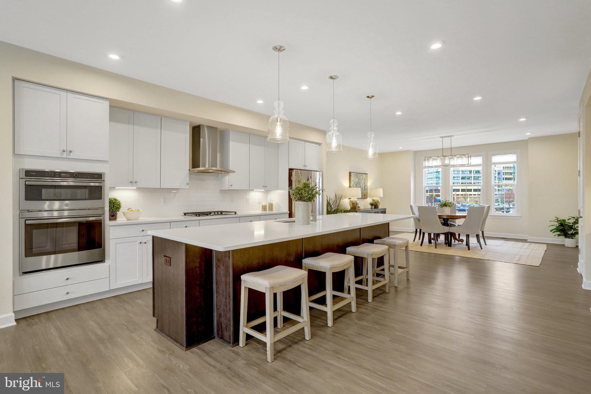 Real estate listing preview #4