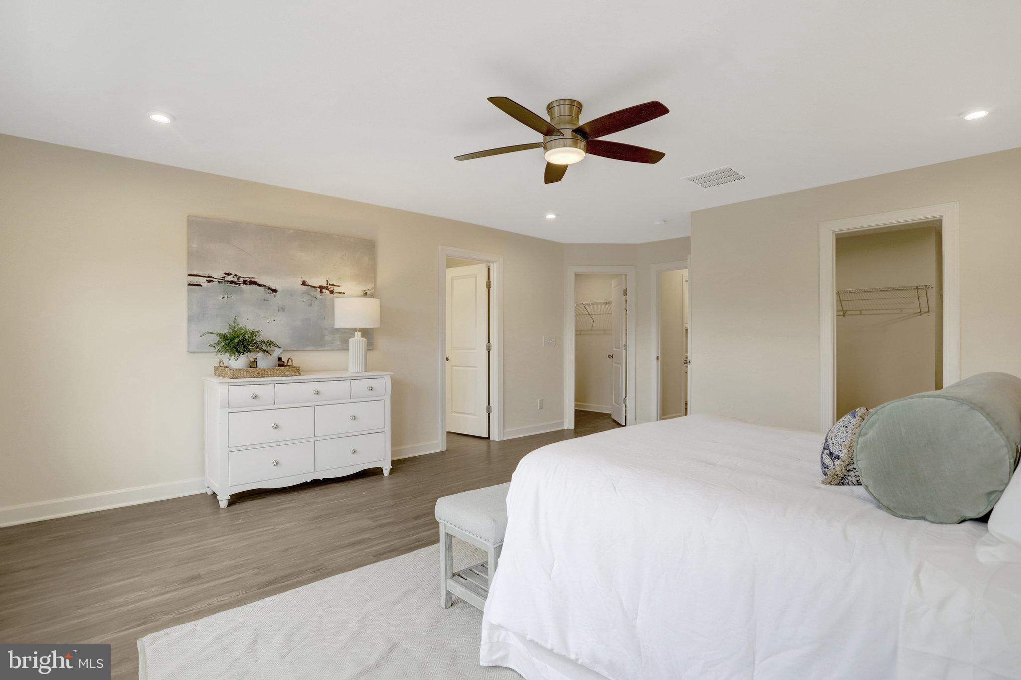 Real estate listing preview #25