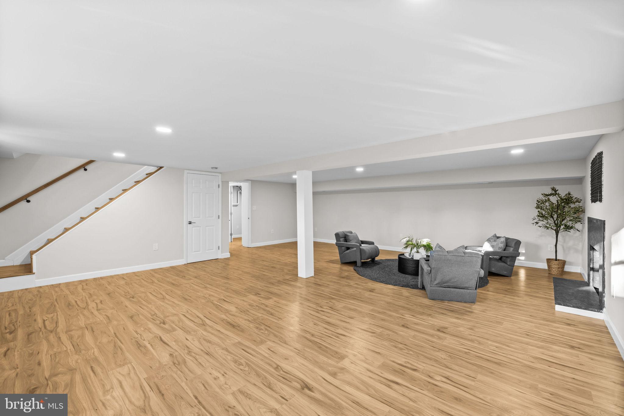 Real estate listing preview #35