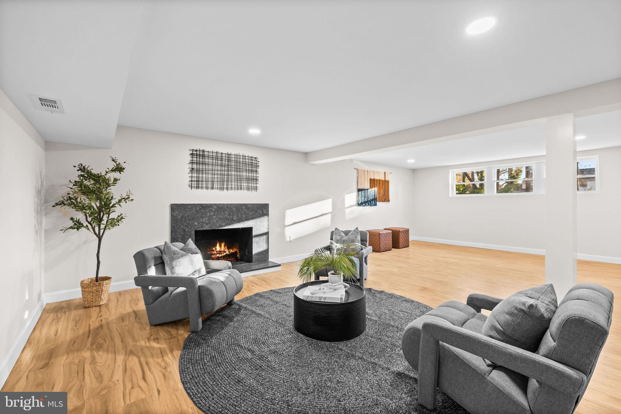 Real estate listing preview #37