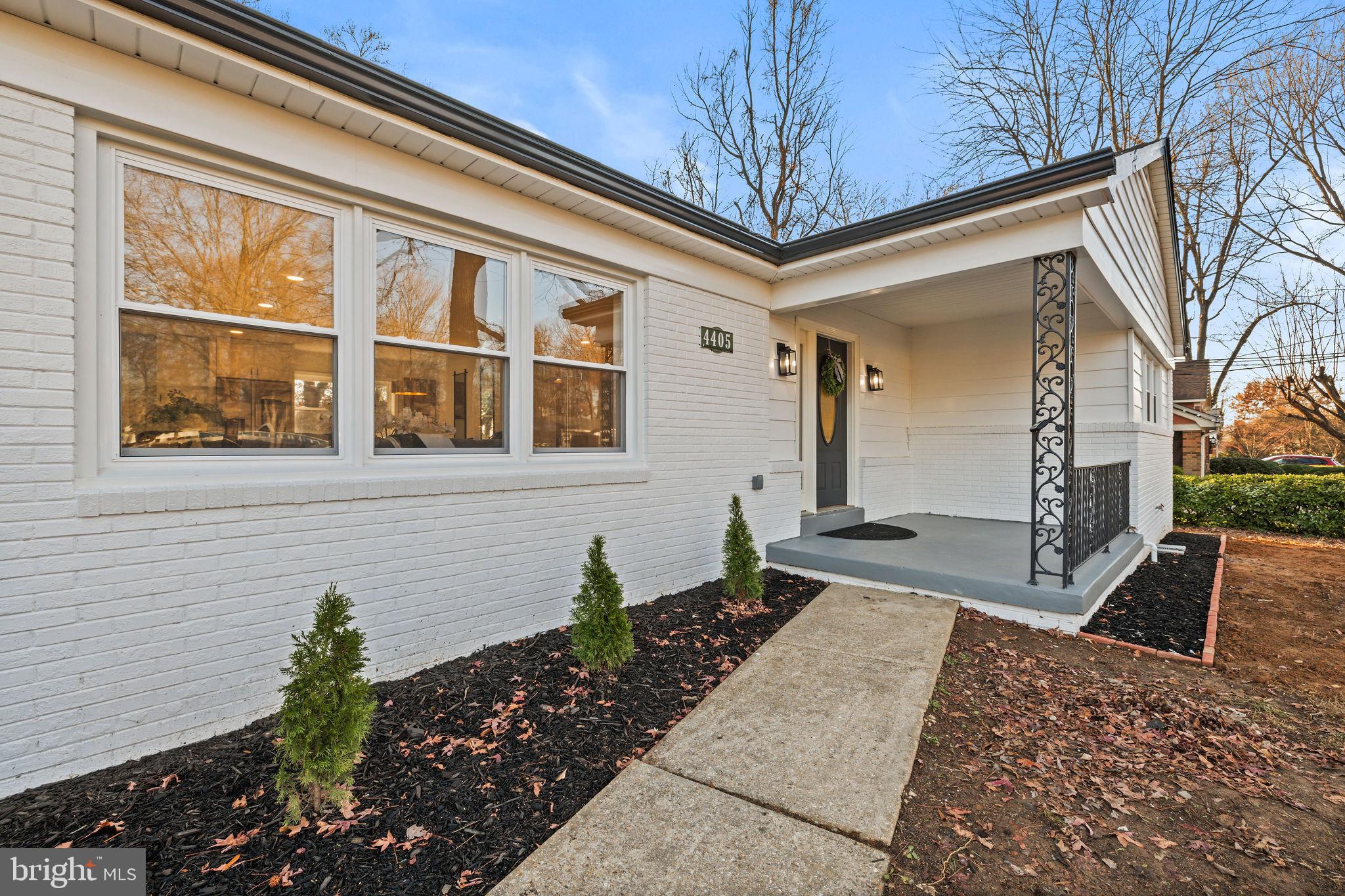 Real estate listing preview #3