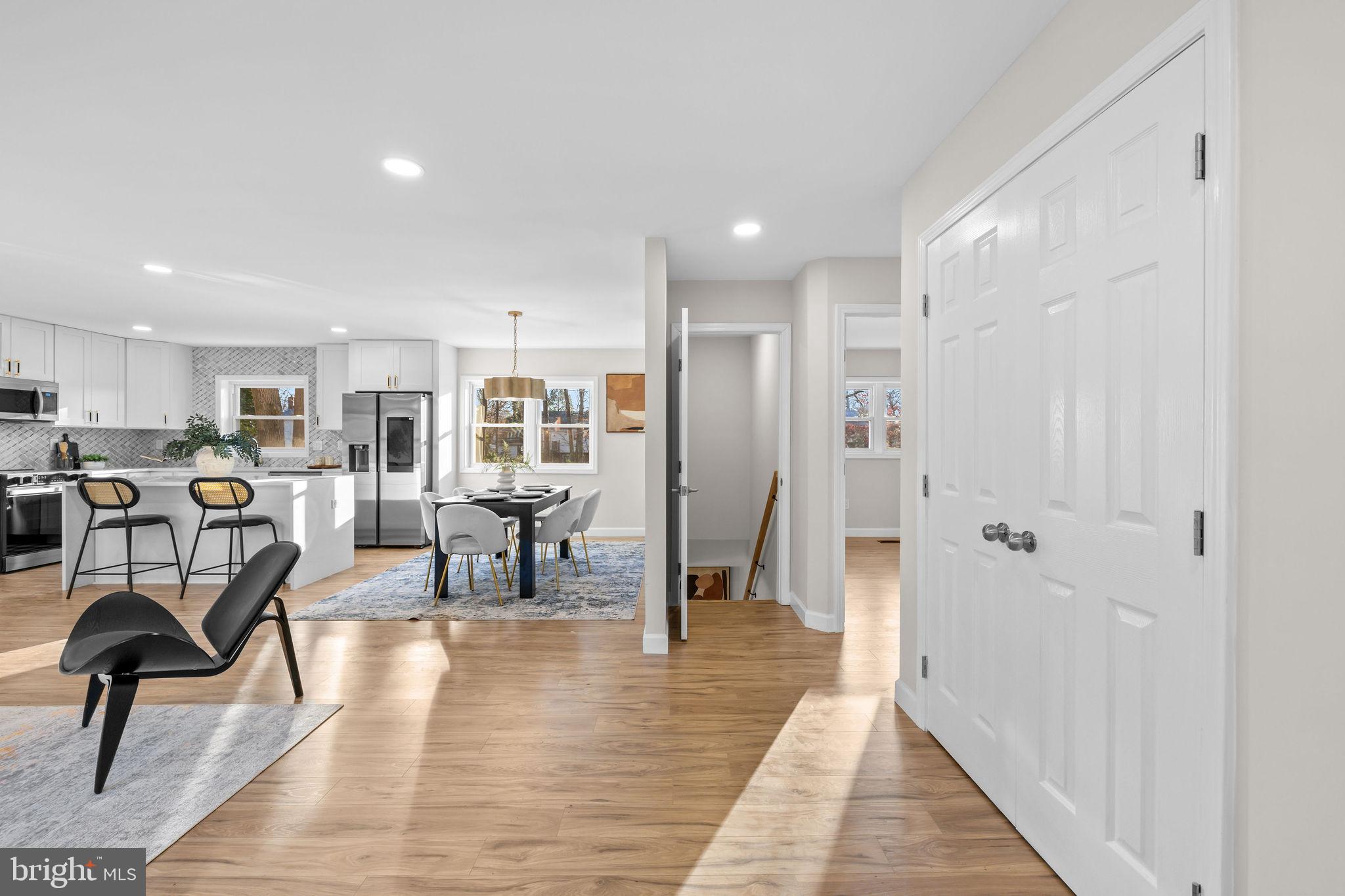 Real estate listing preview #5