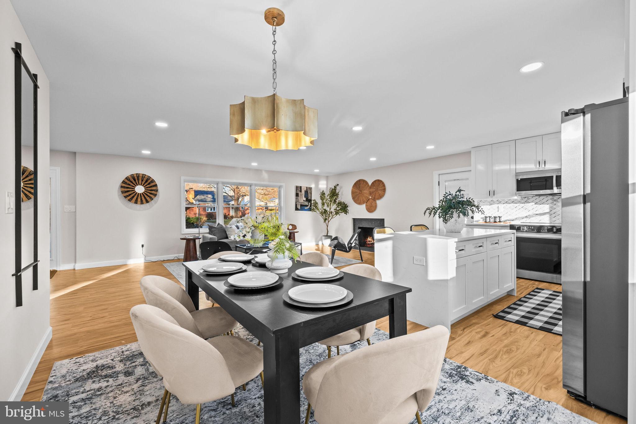 Real estate listing preview #14