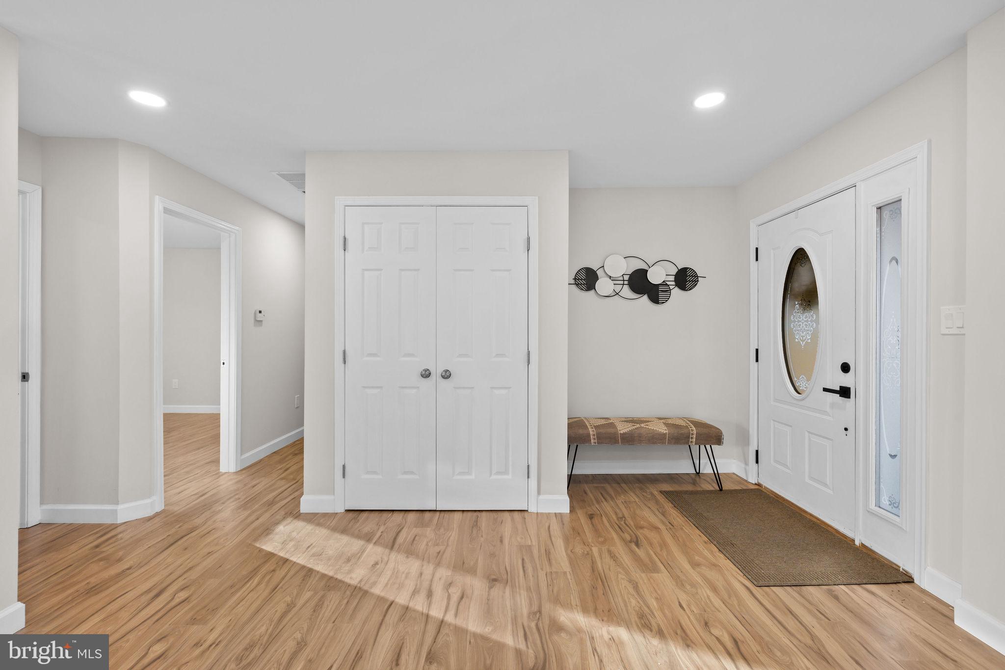 Real estate listing preview #6