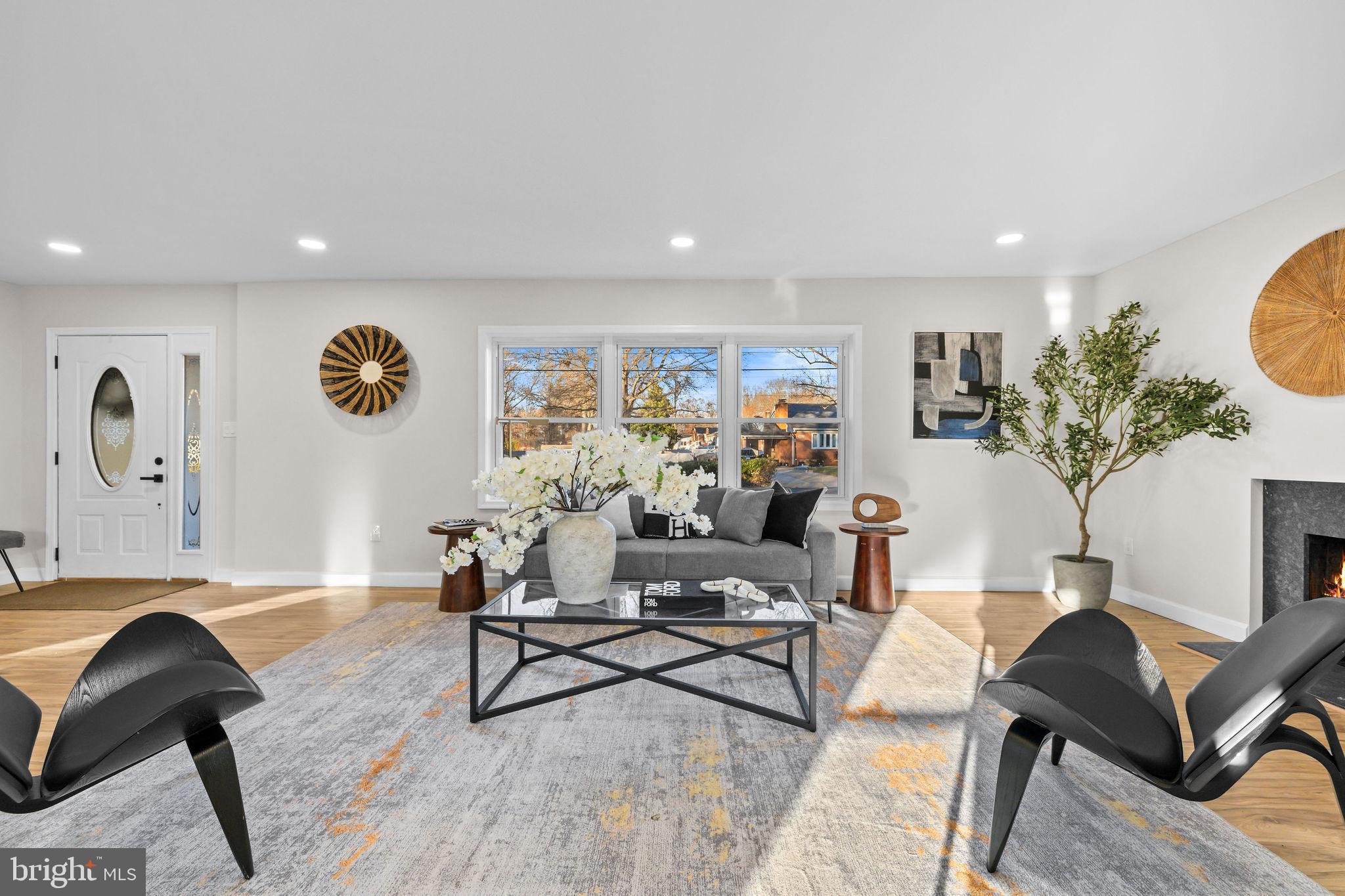 Real estate listing preview #10