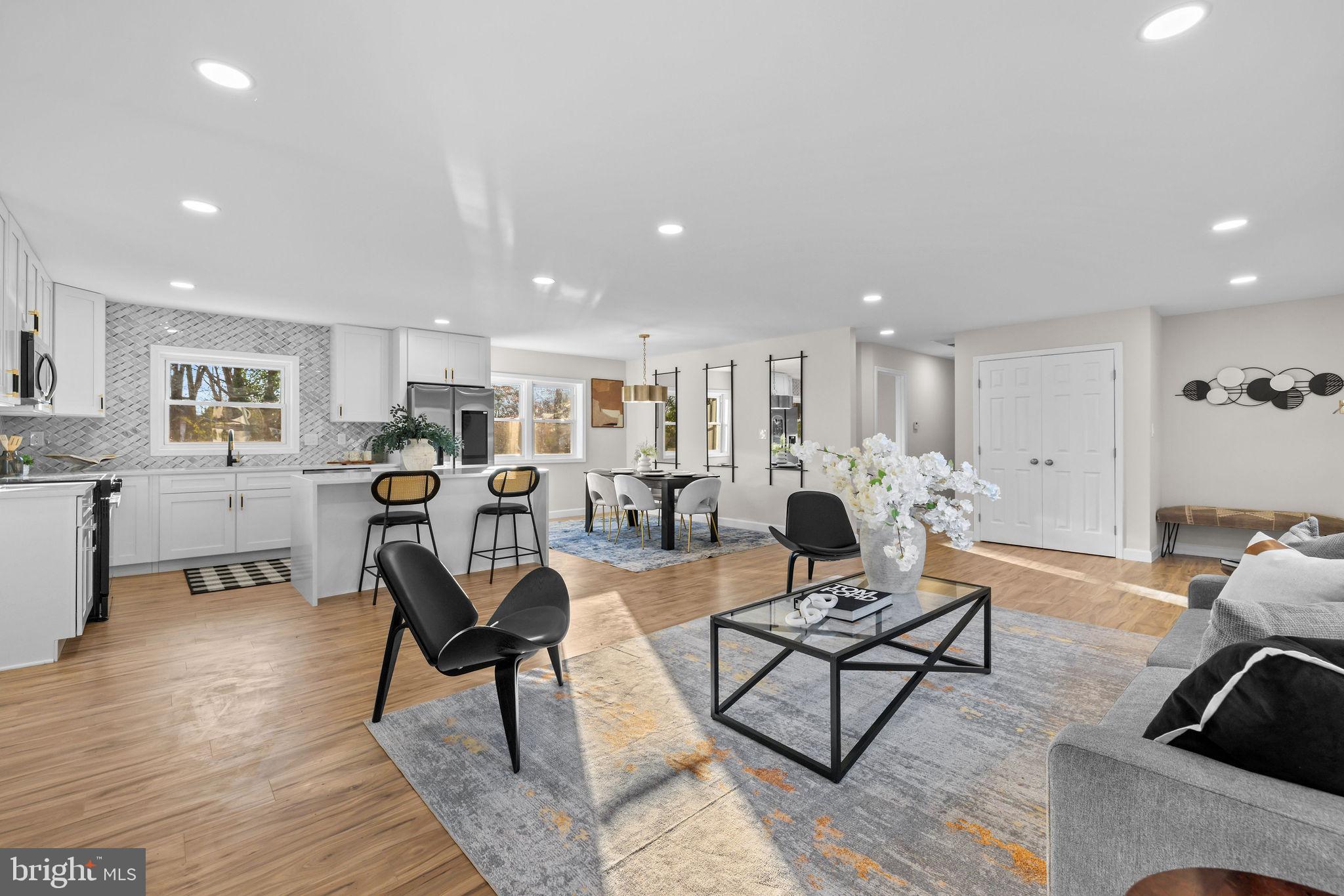 Real estate listing preview #1