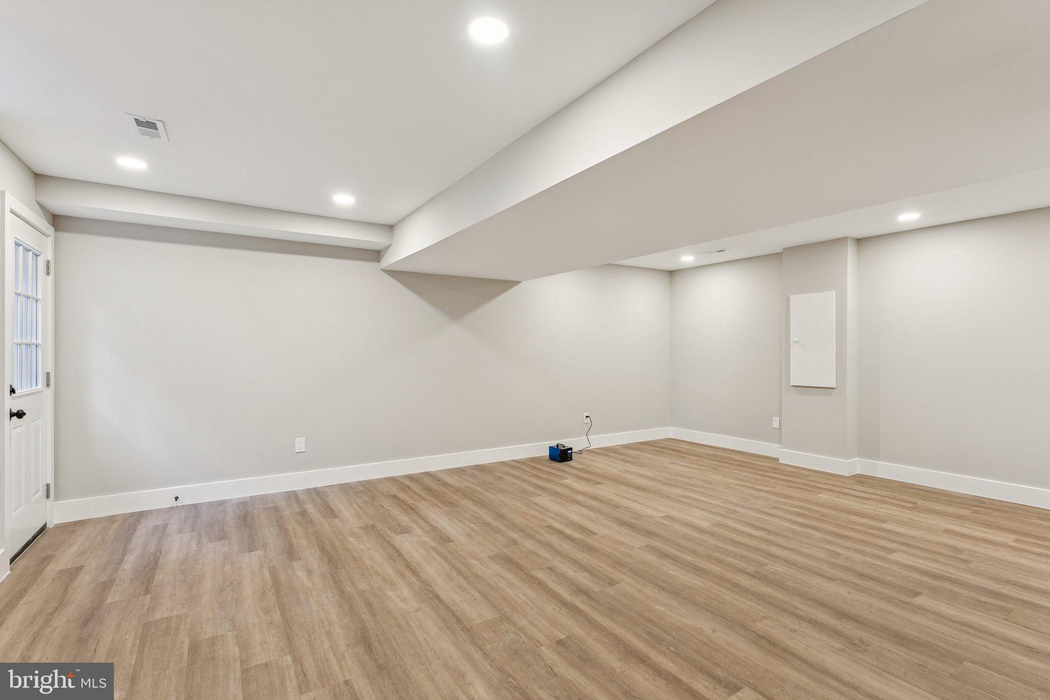 Real estate listing preview #28