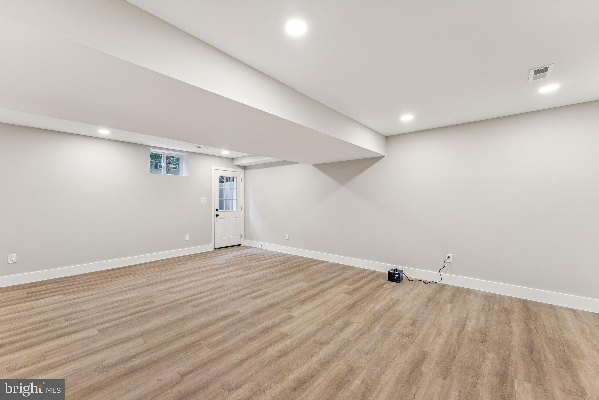 Real estate listing preview #29