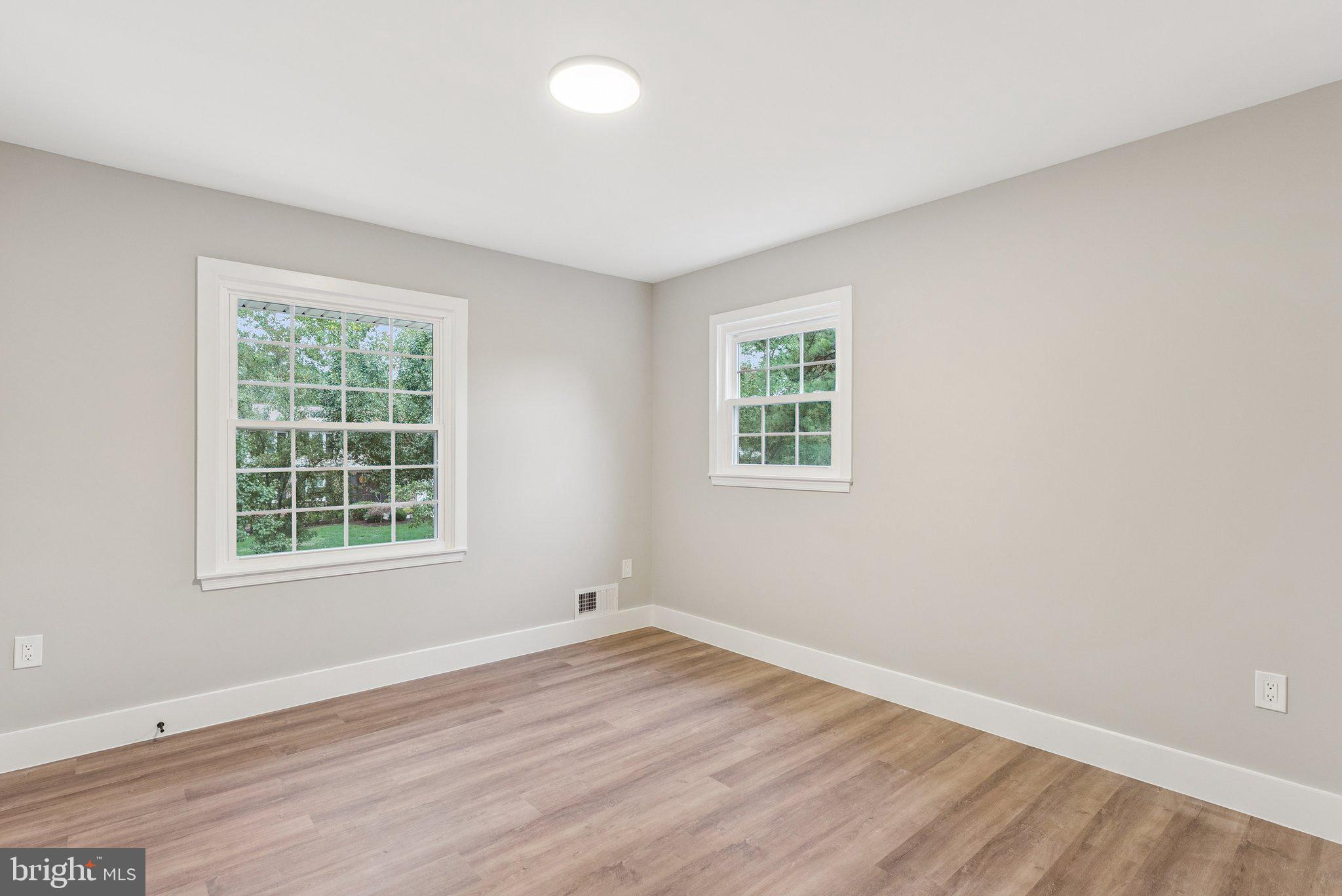 Real estate listing preview #21