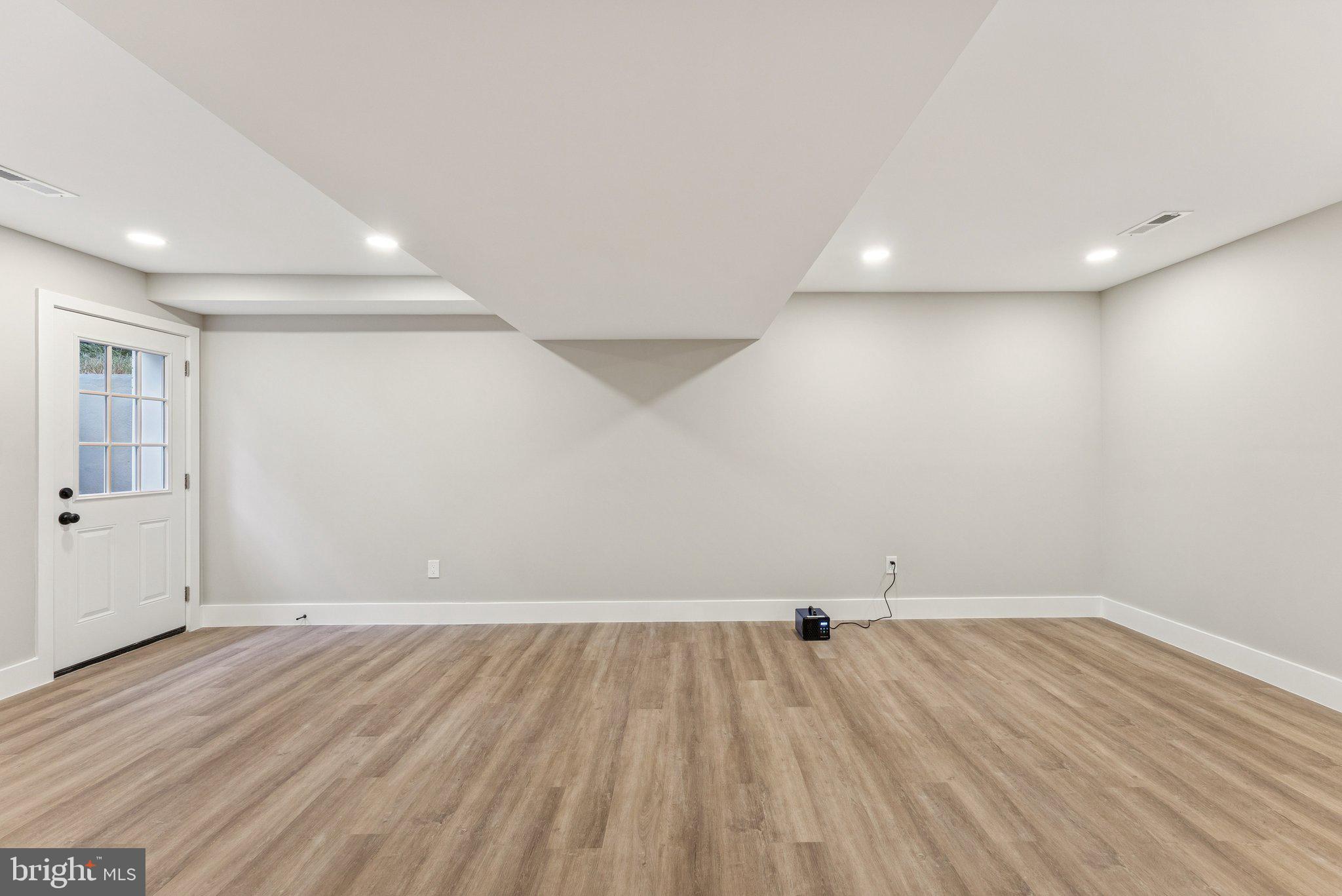 Real estate listing preview #27