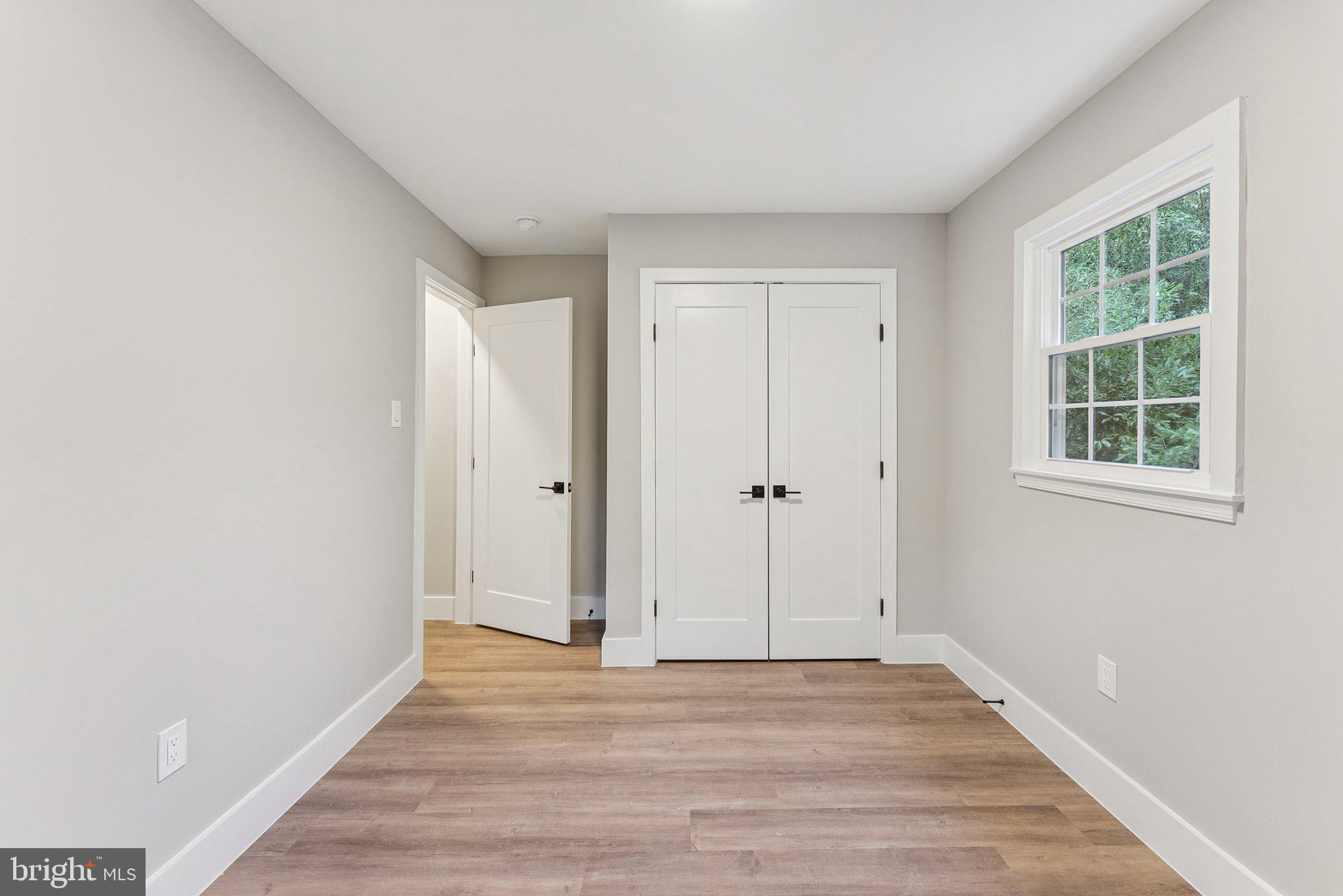 Real estate listing preview #18