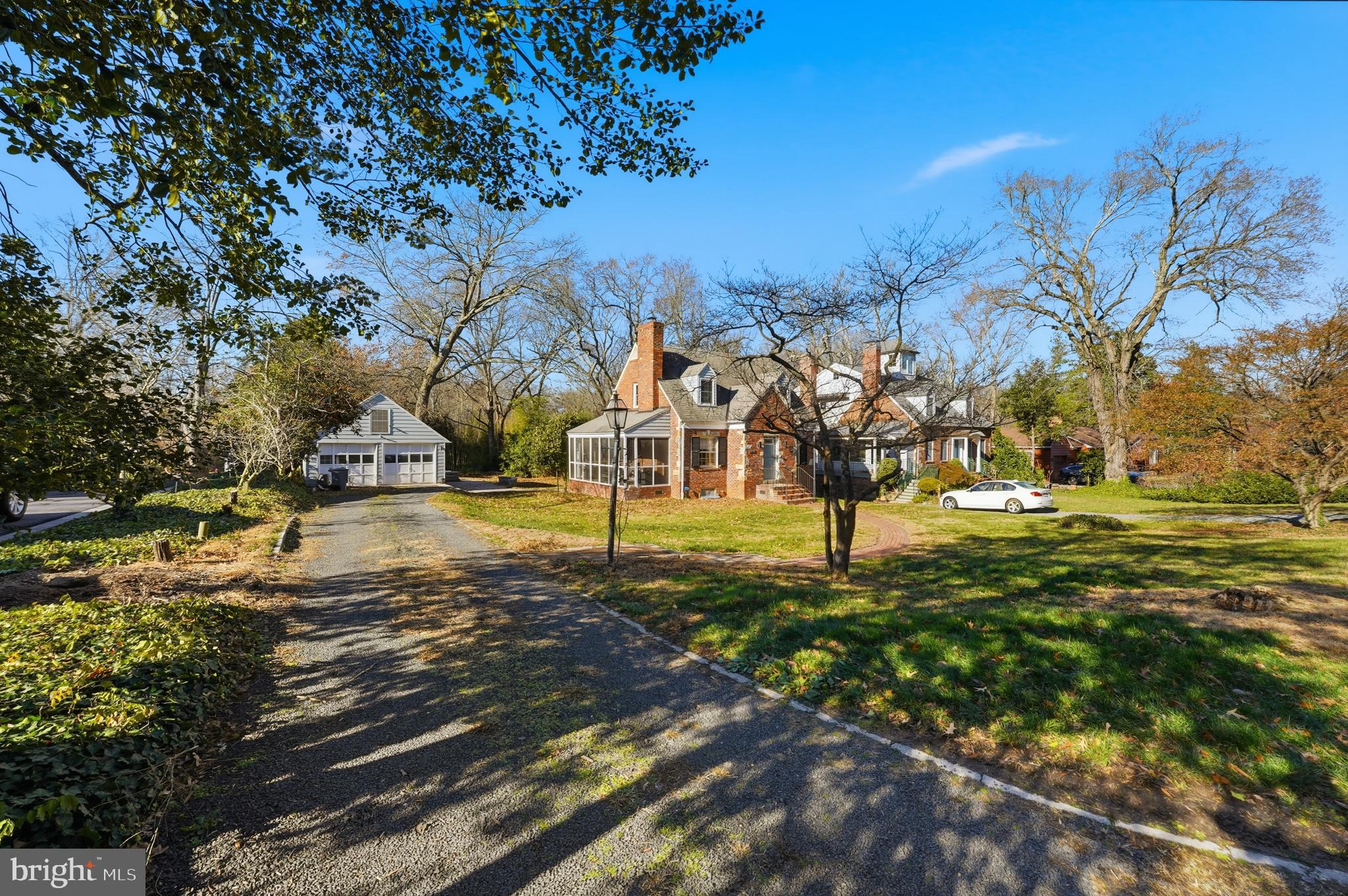 Real estate listing preview #3