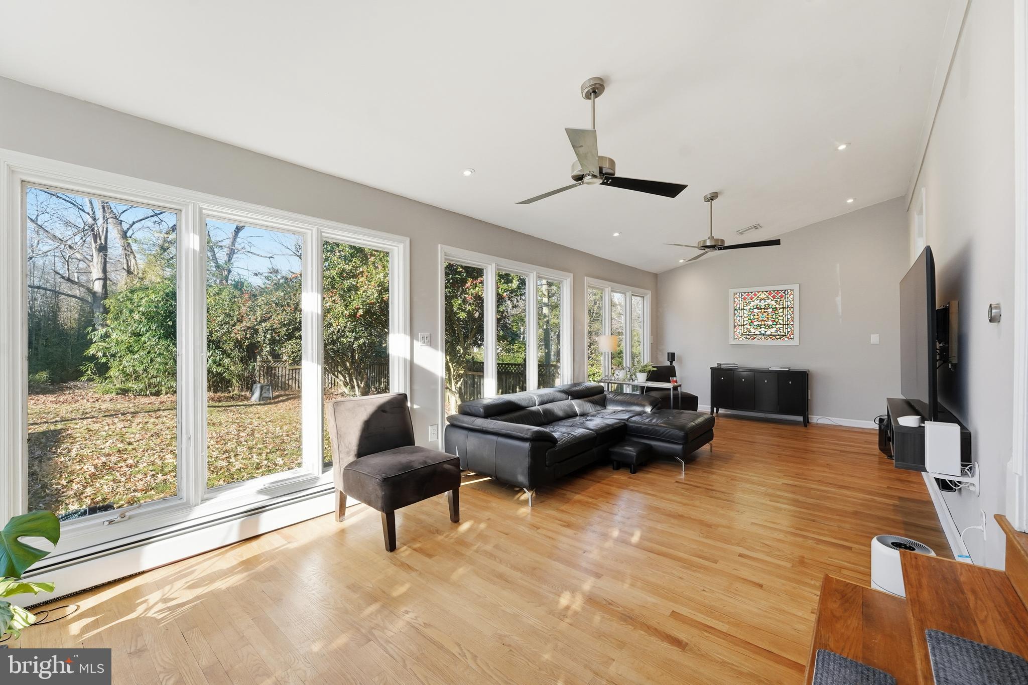 Real estate listing preview #5