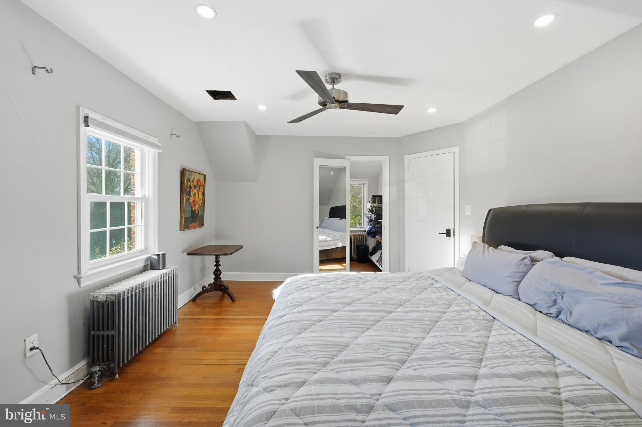 Real estate listing preview #24