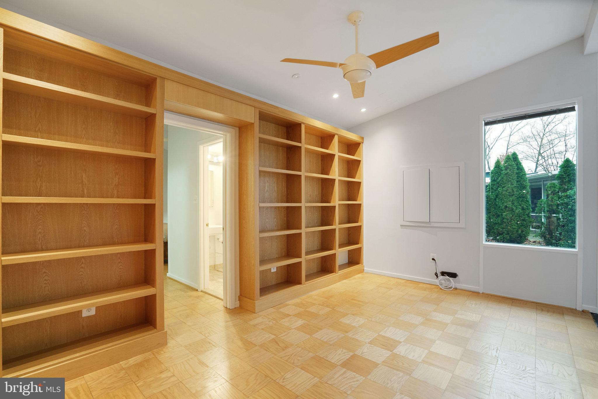 Real estate listing preview #15