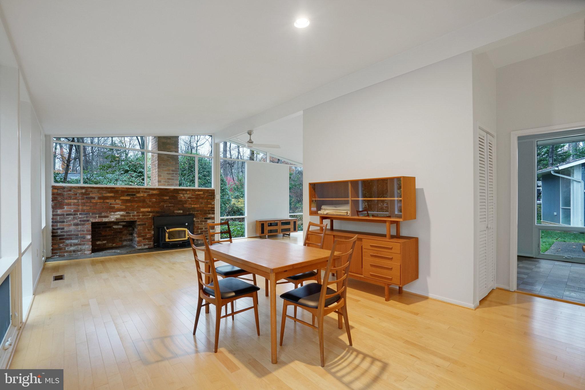 Real estate listing preview #6