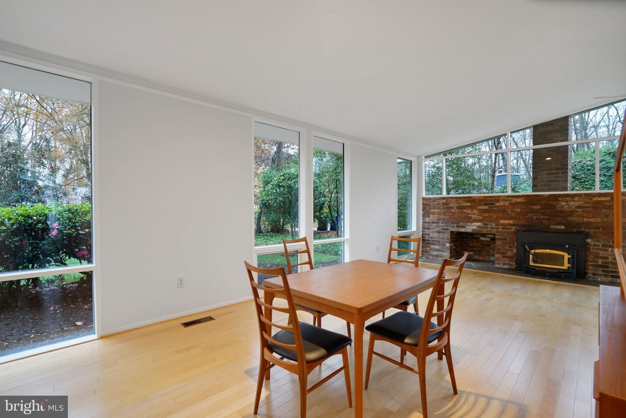 Real estate listing preview #9