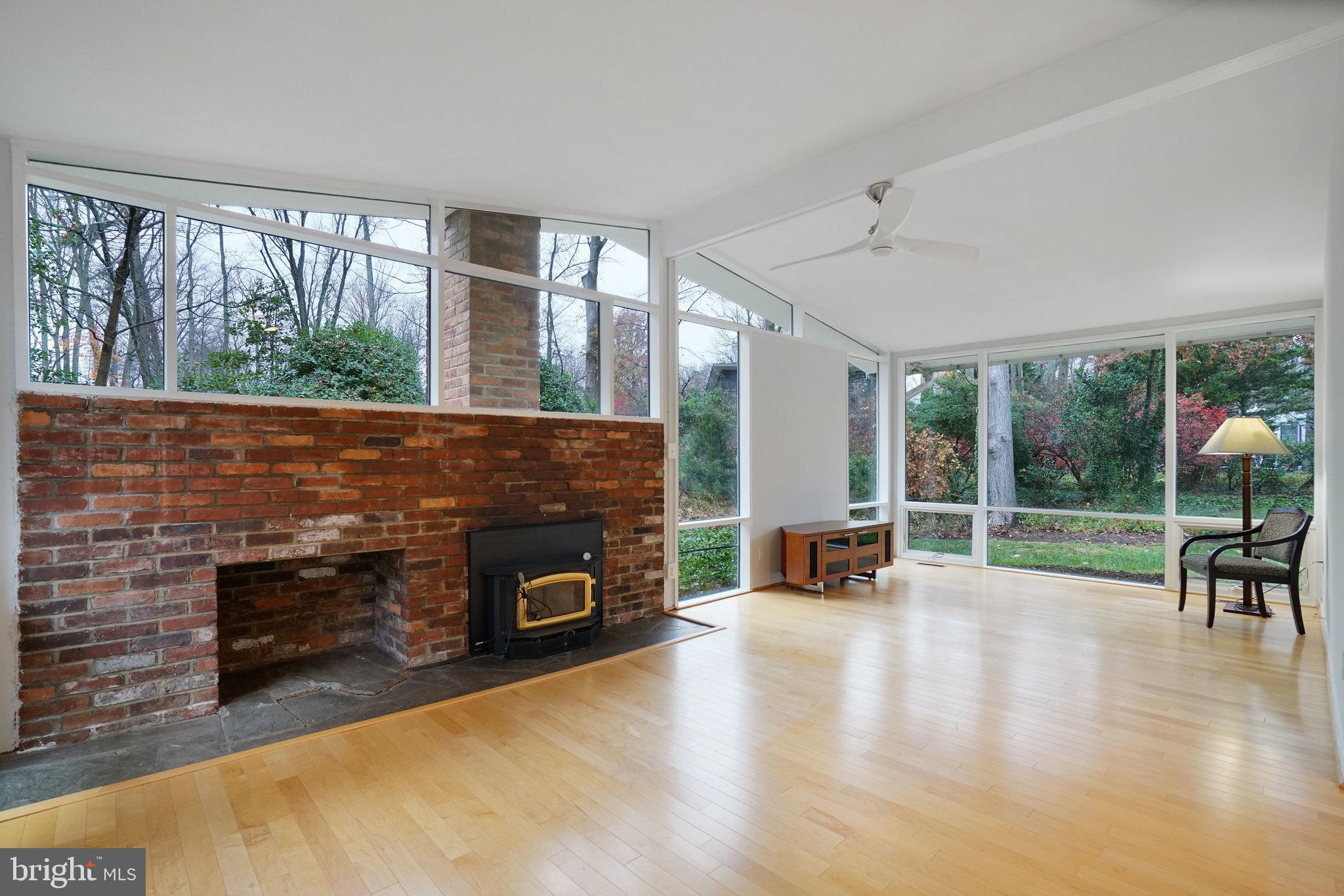 Real estate listing preview #5