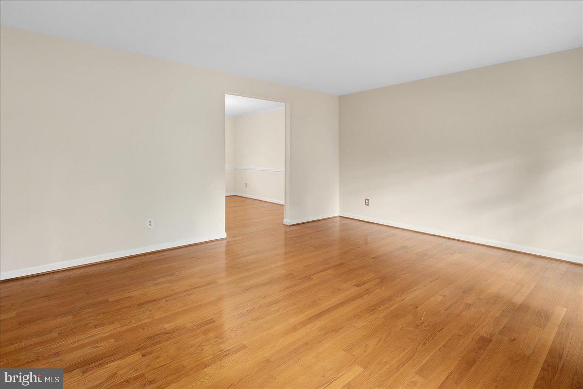 Real estate listing preview #5