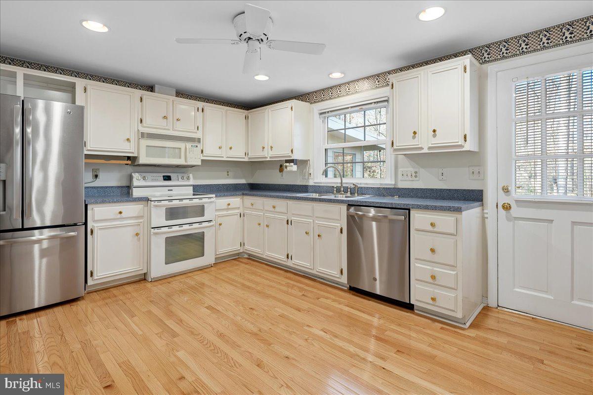 Real estate listing preview #10