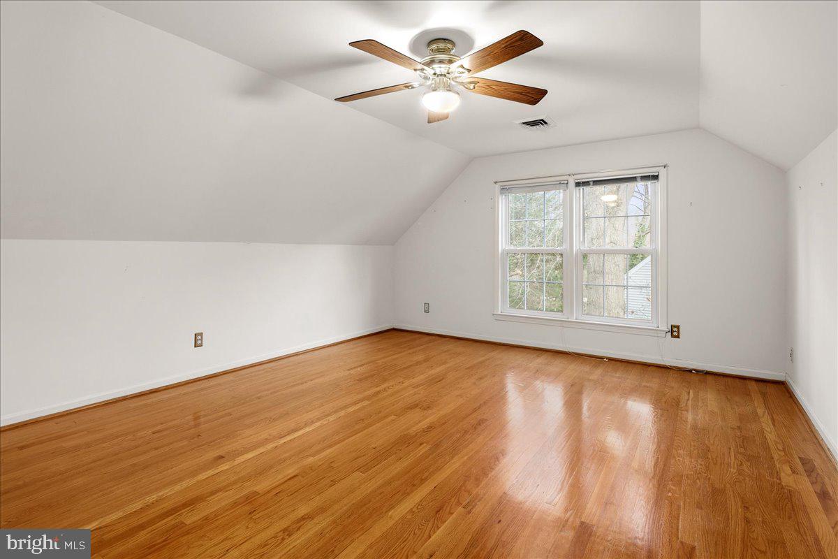 Real estate listing preview #34