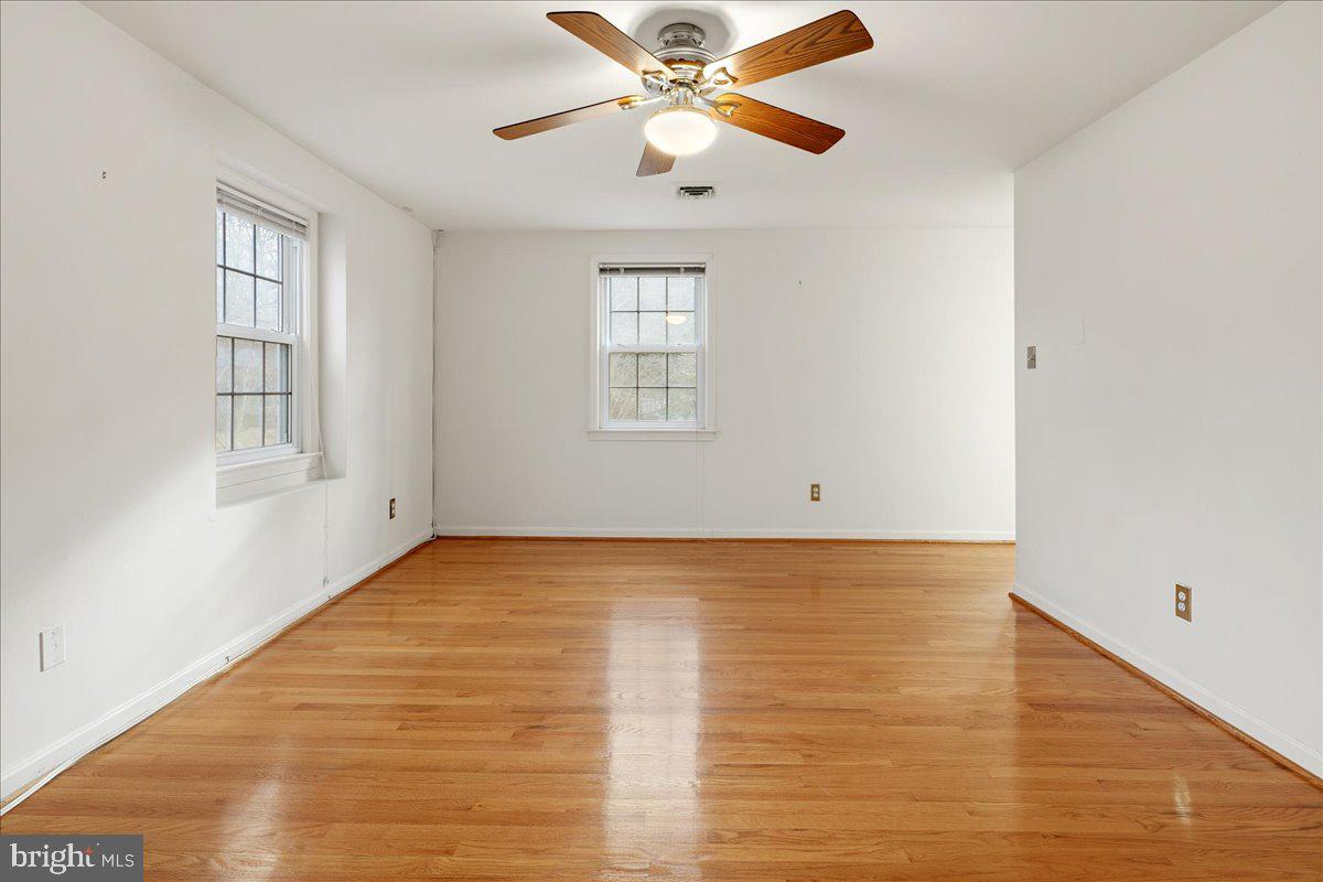 Real estate listing preview #28