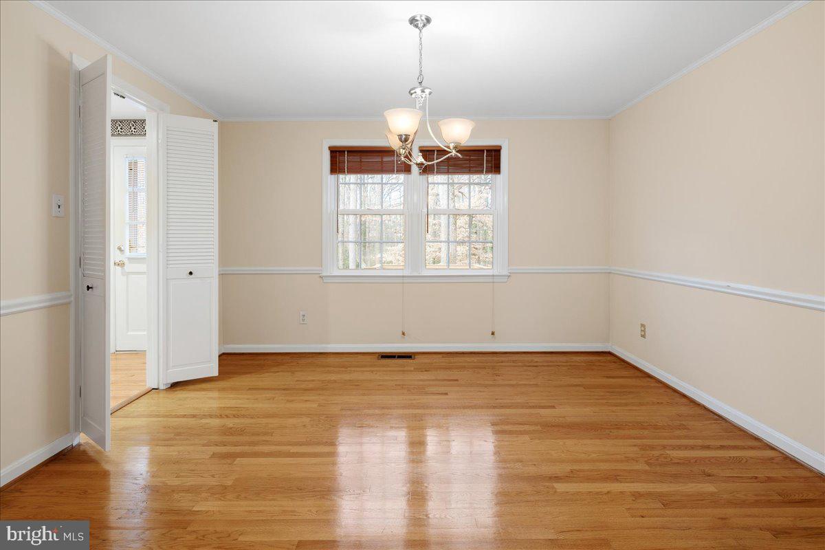 Real estate listing preview #7