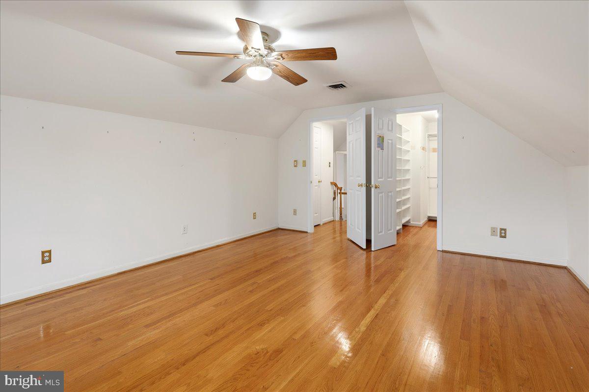 Real estate listing preview #36