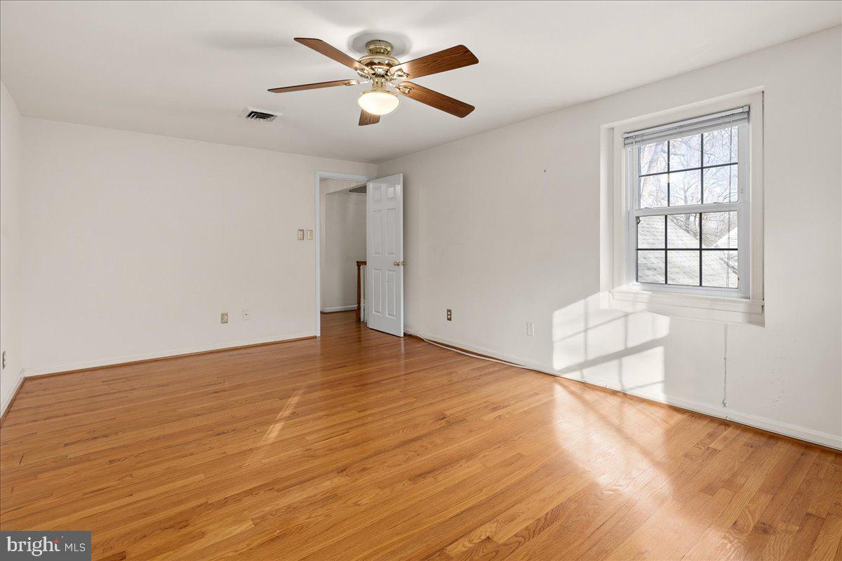 Real estate listing preview #29