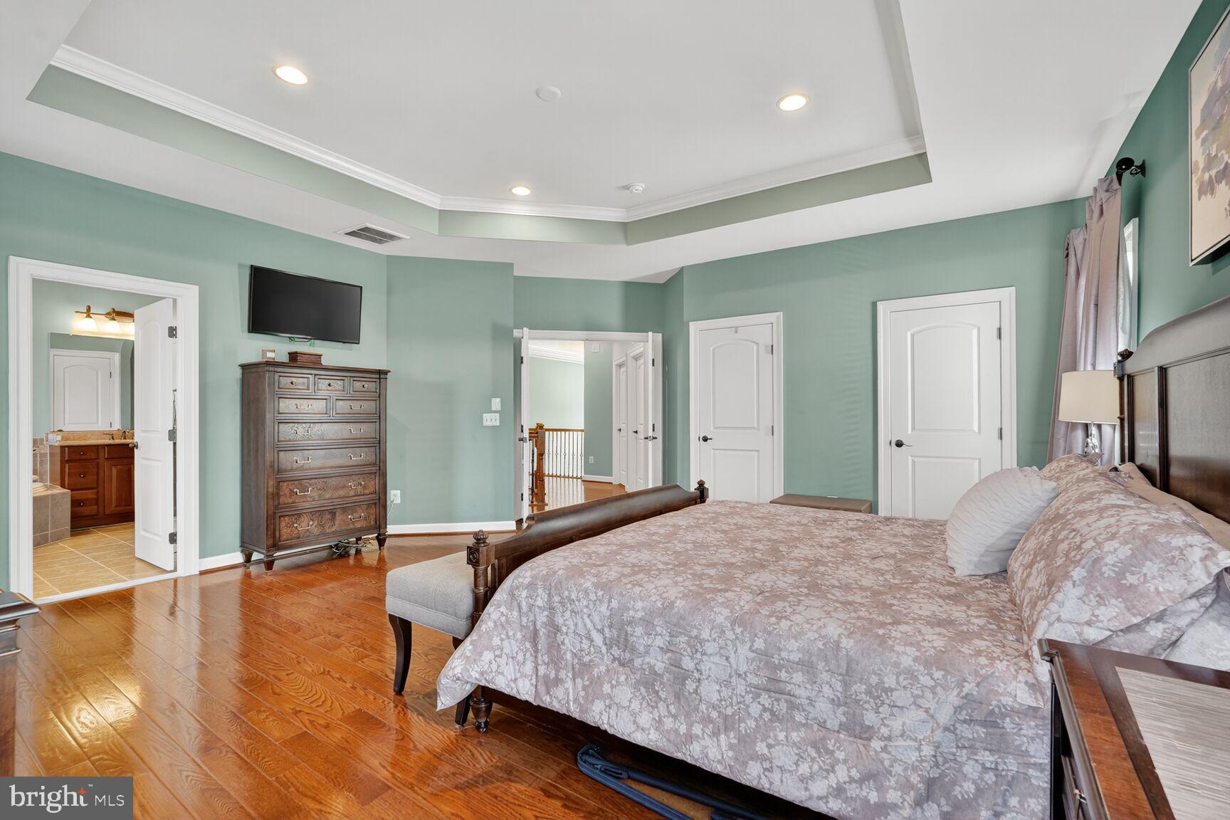 Real estate listing preview #22