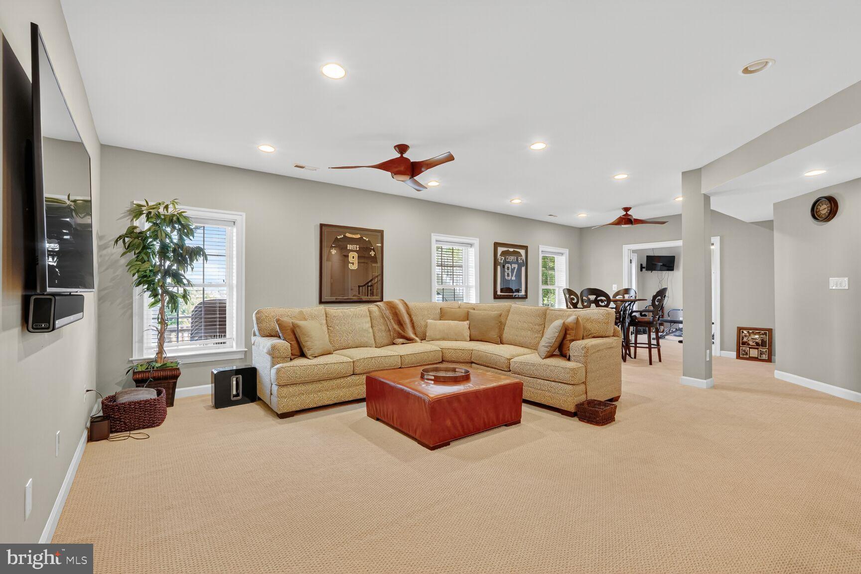 Real estate listing preview #35