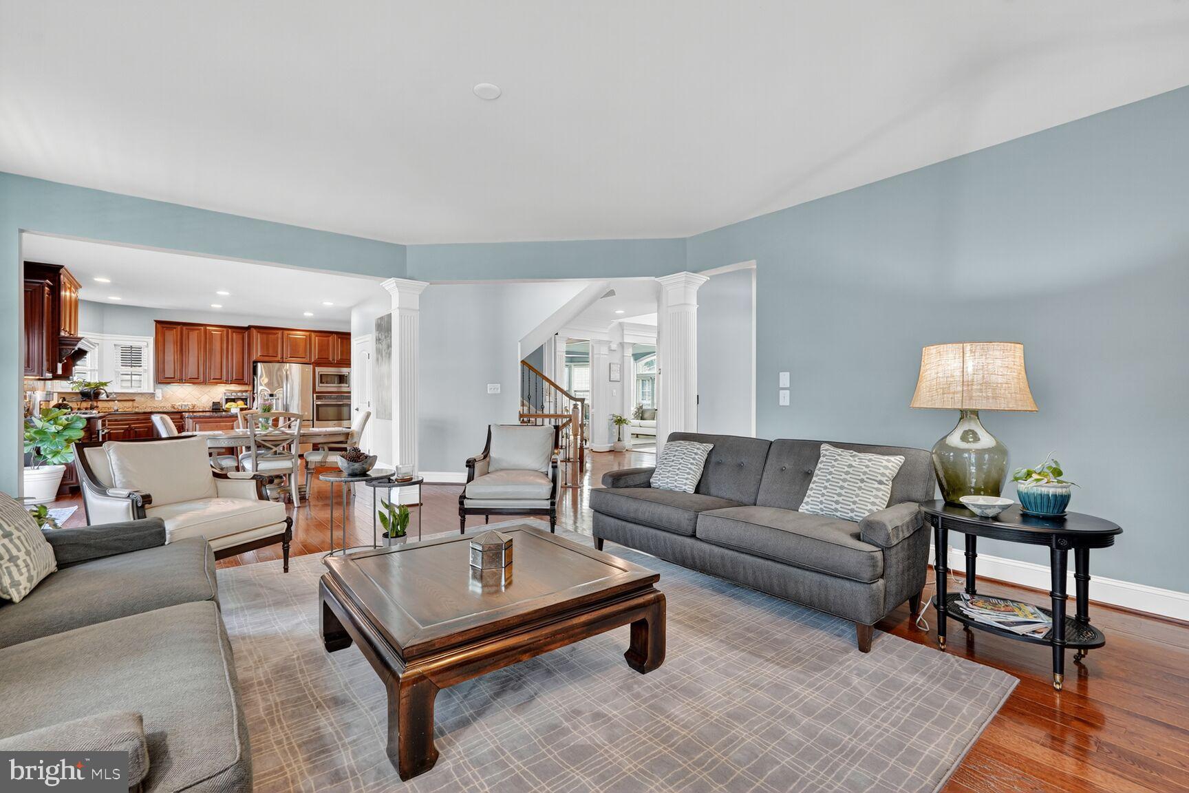 Real estate listing preview #16