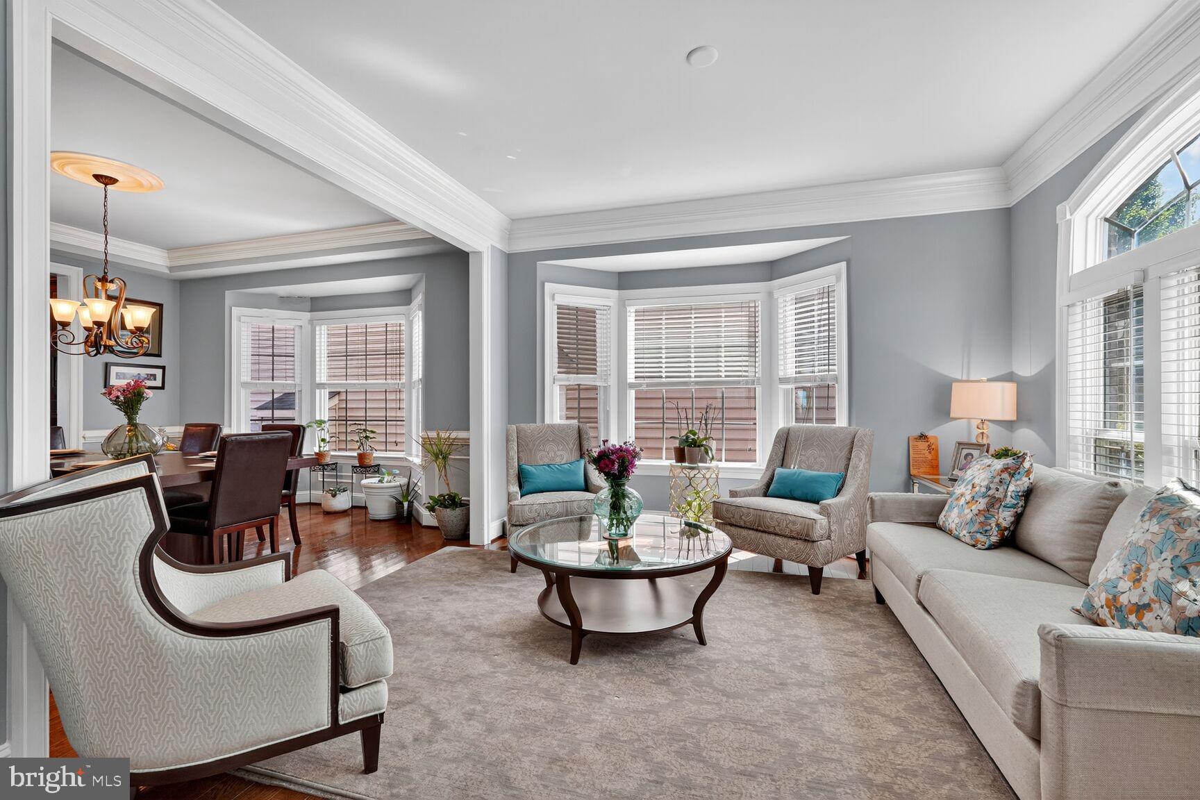 Real estate listing preview #4