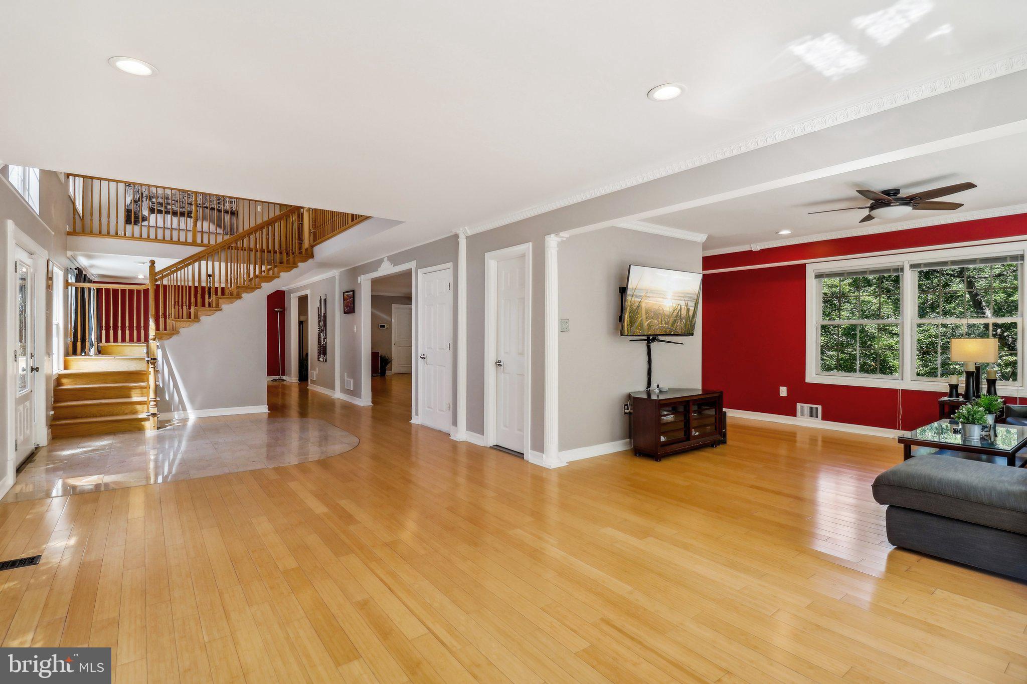 Real estate listing preview #17