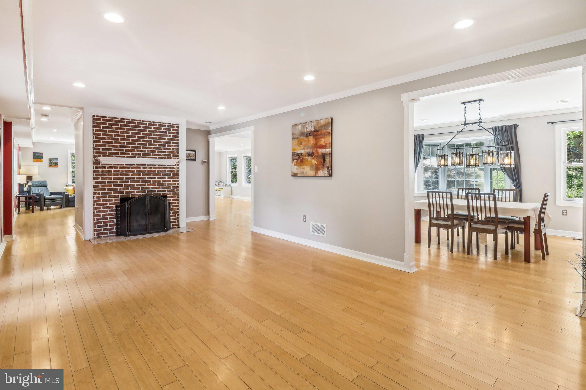 Real estate listing preview #18