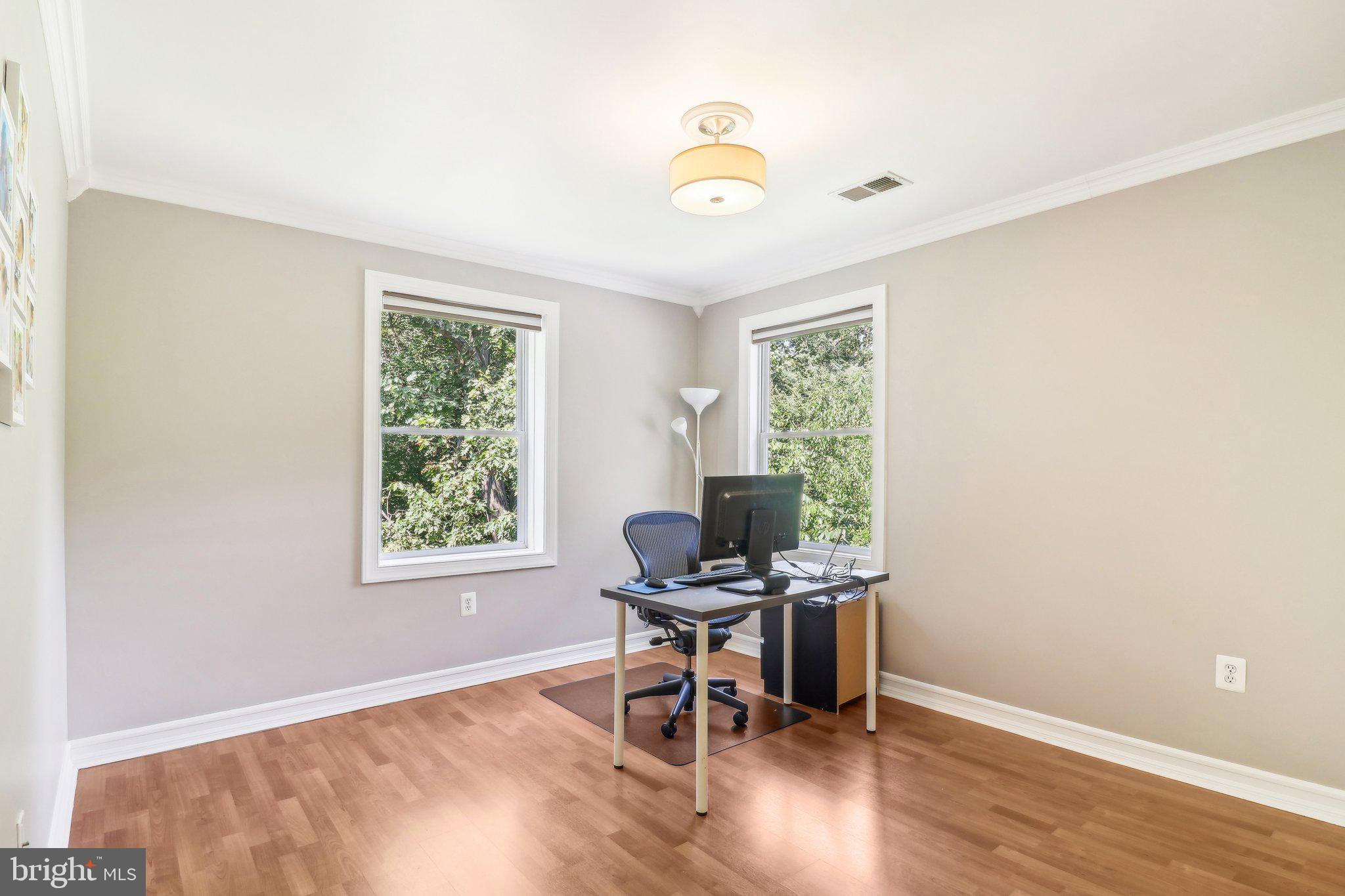 Real estate listing preview #34