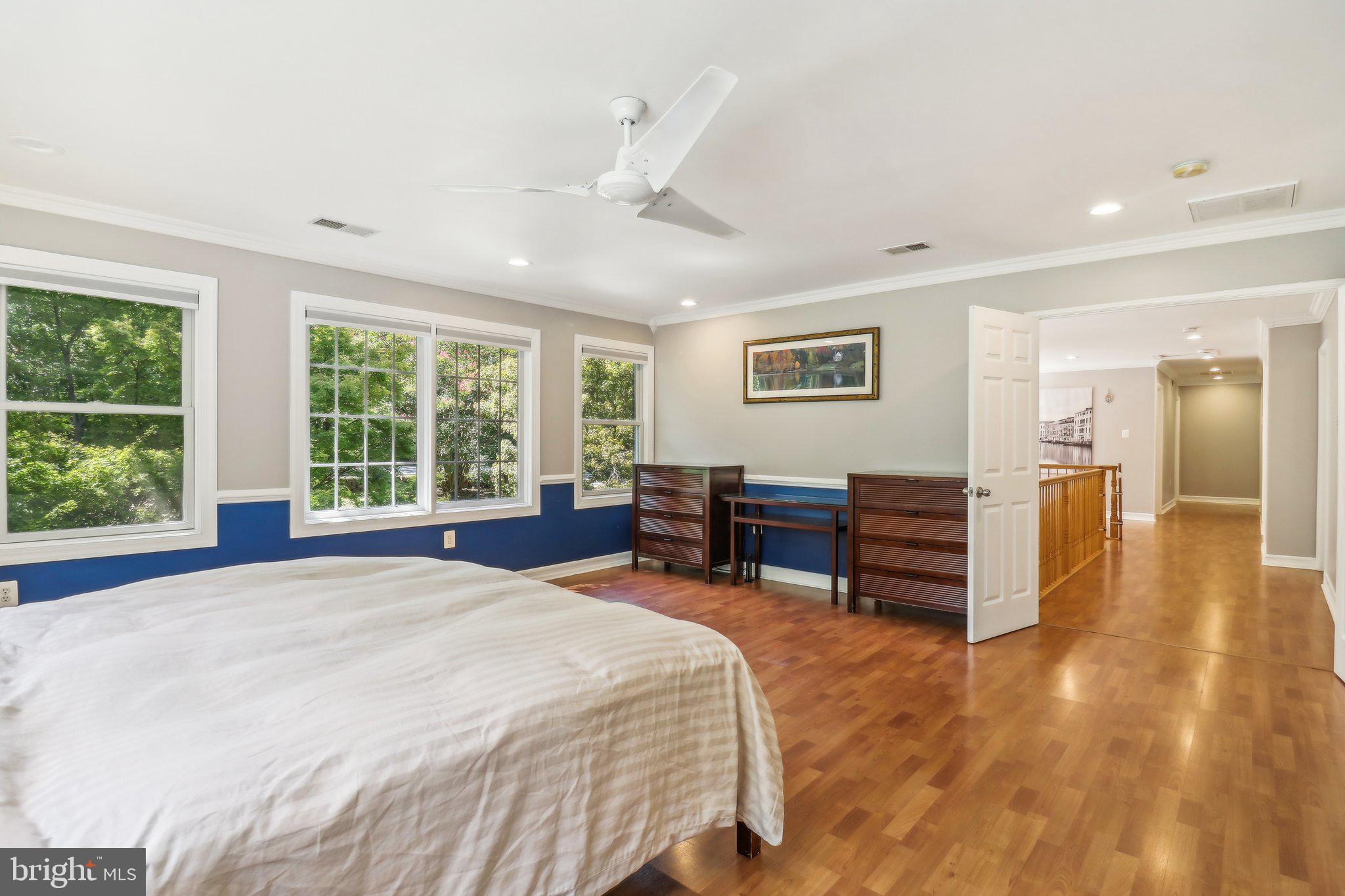 Real estate listing preview #24