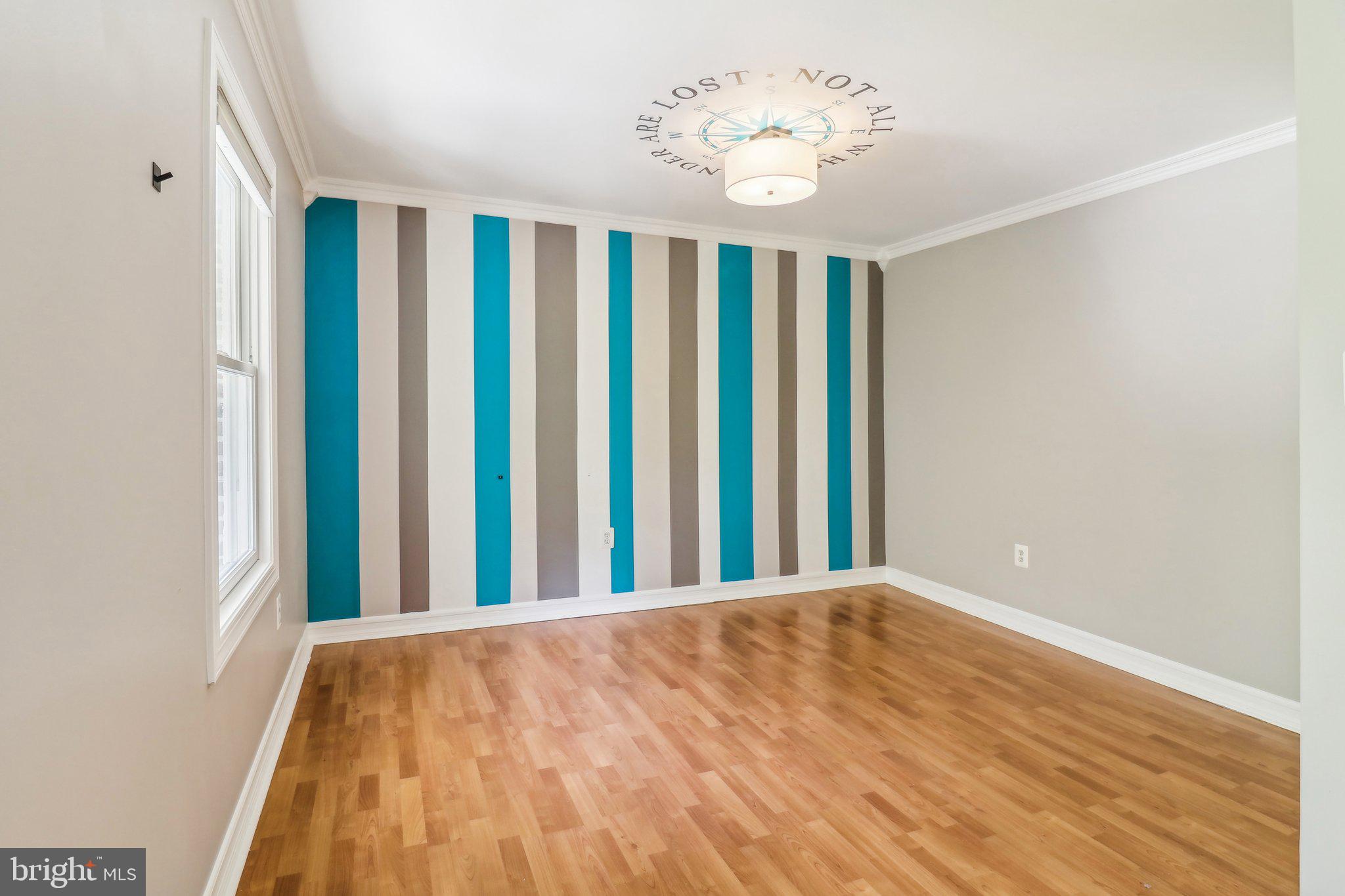 Real estate listing preview #32