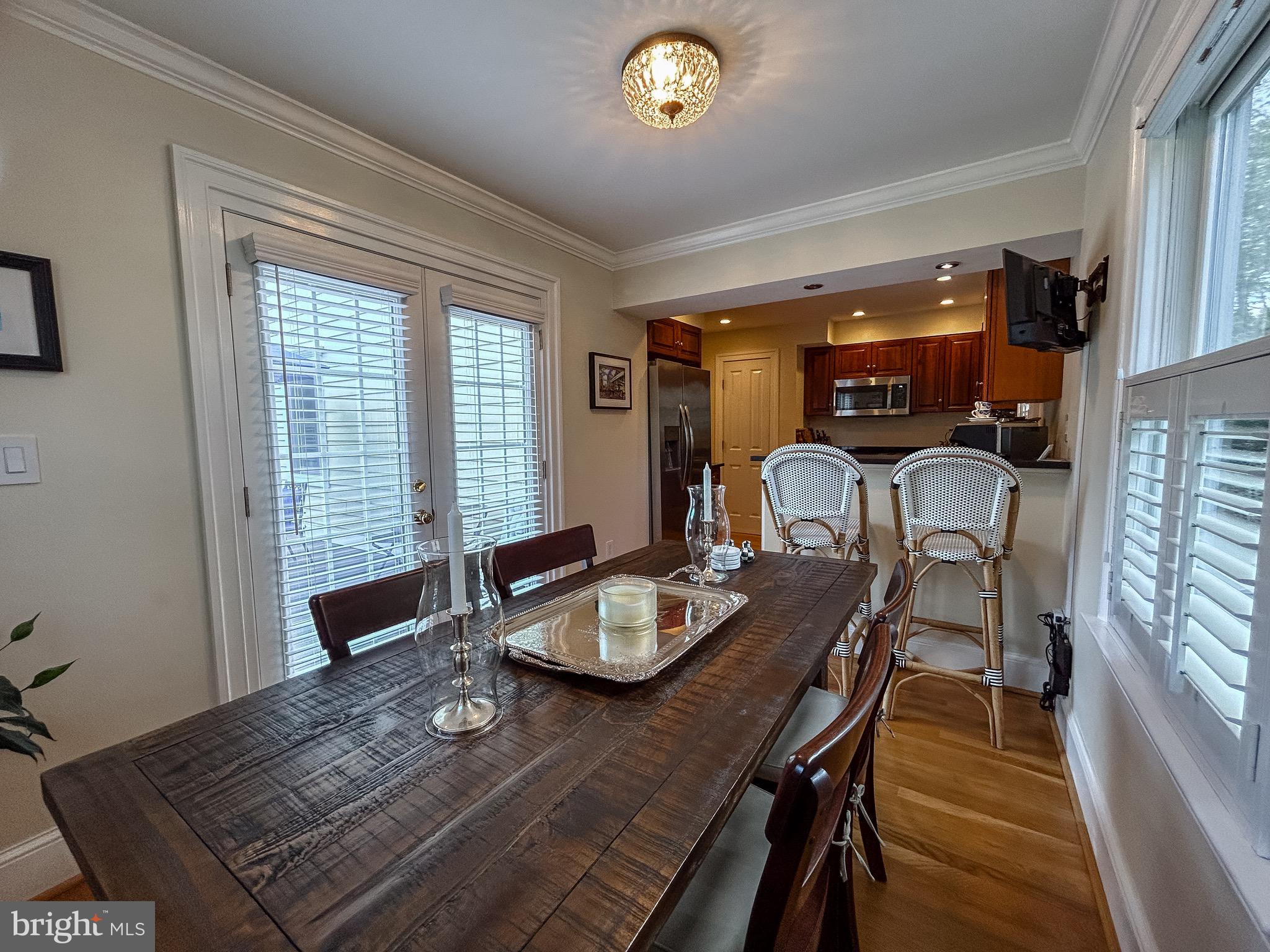 Real estate listing preview #14