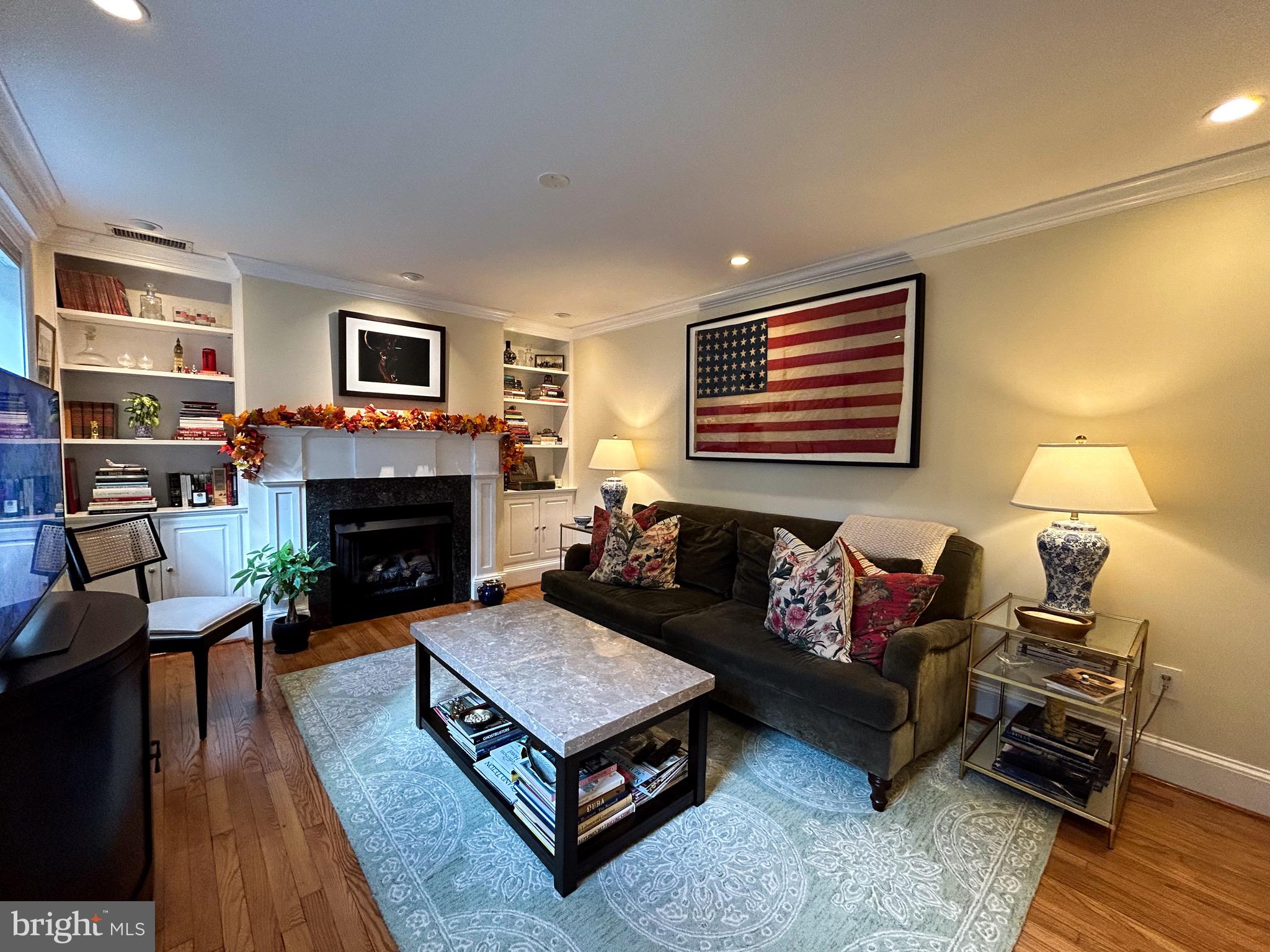 Real estate listing preview #4