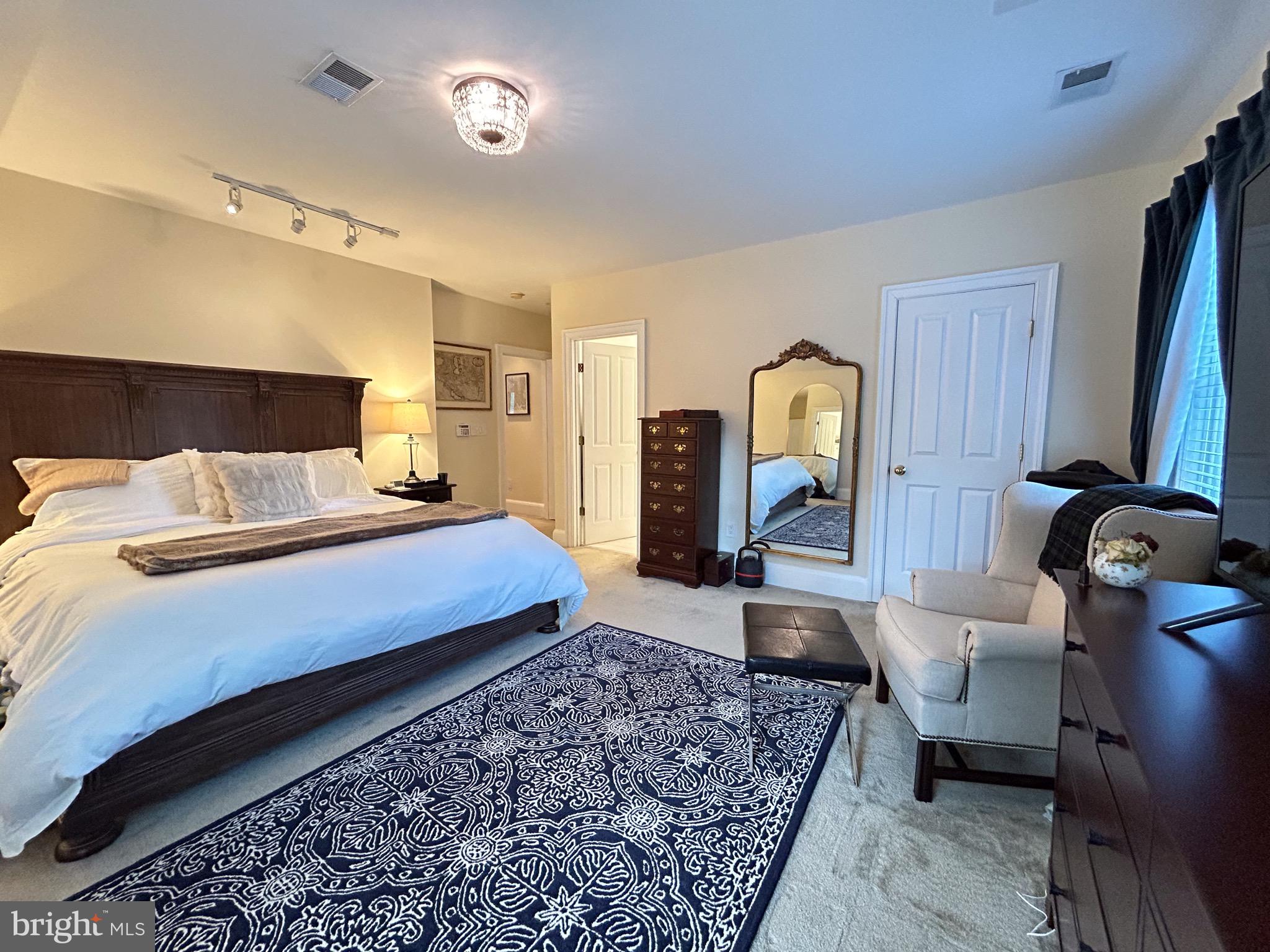 Real estate listing preview #23