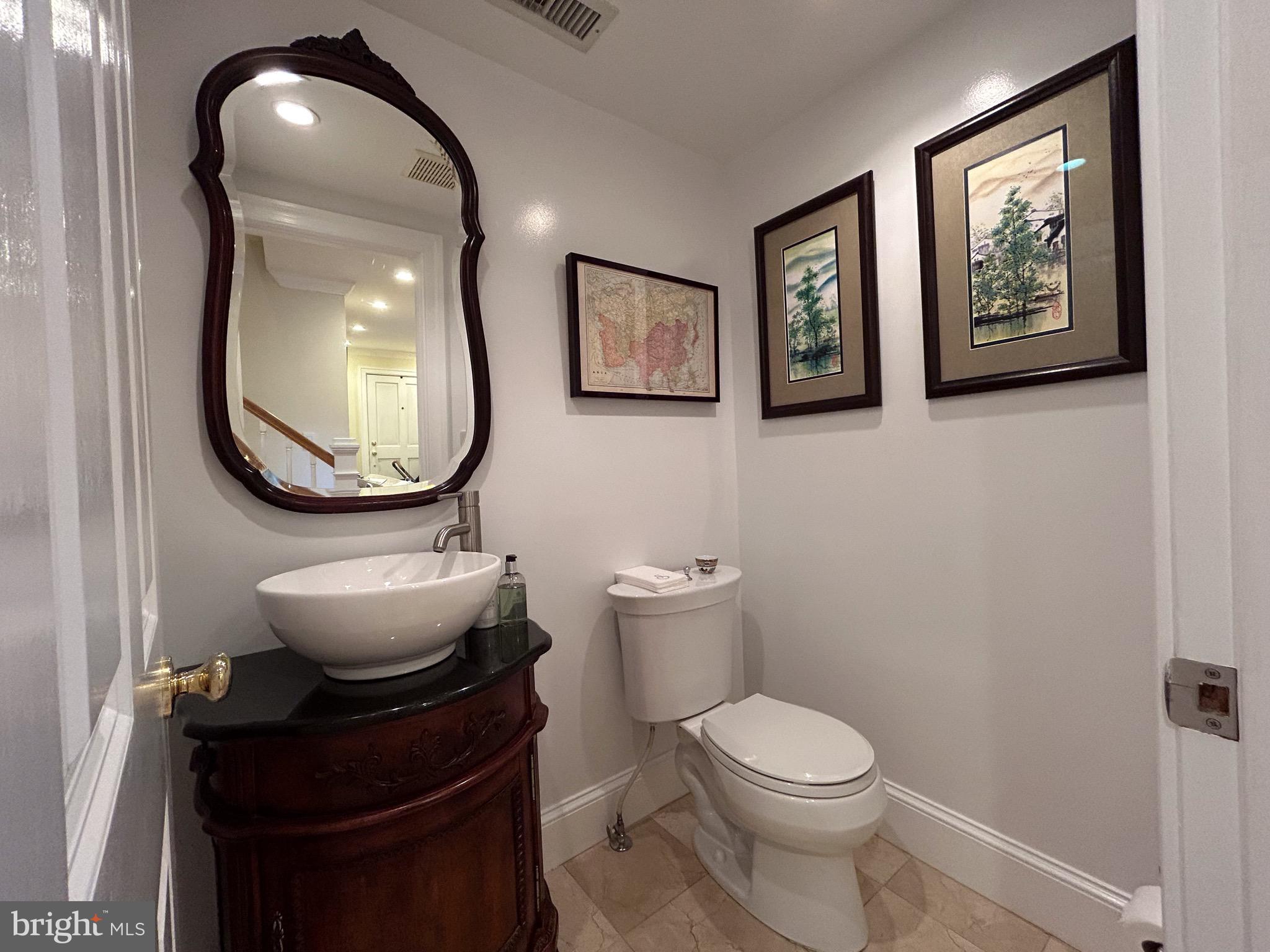 Real estate listing preview #10