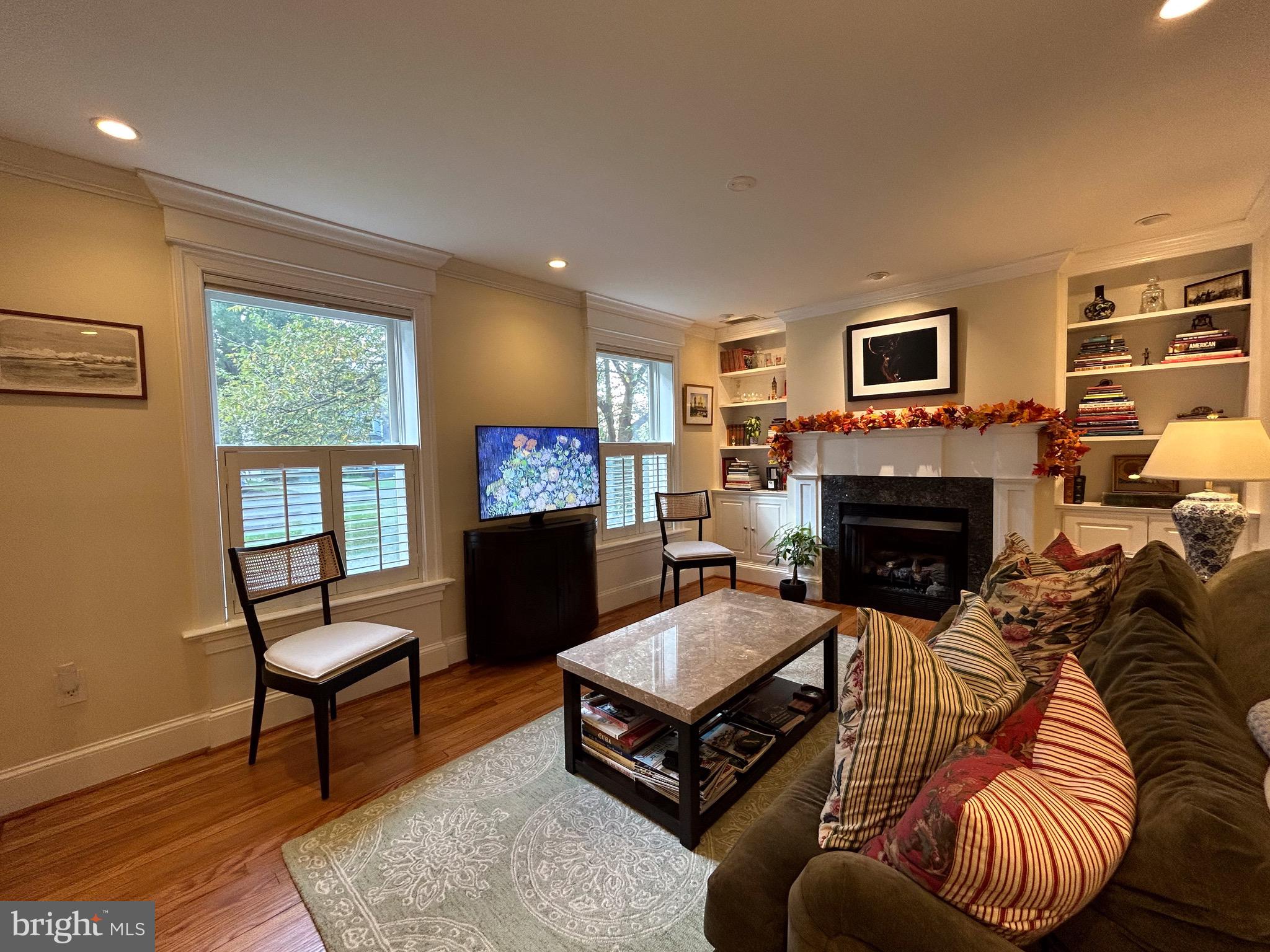 Real estate listing preview #5