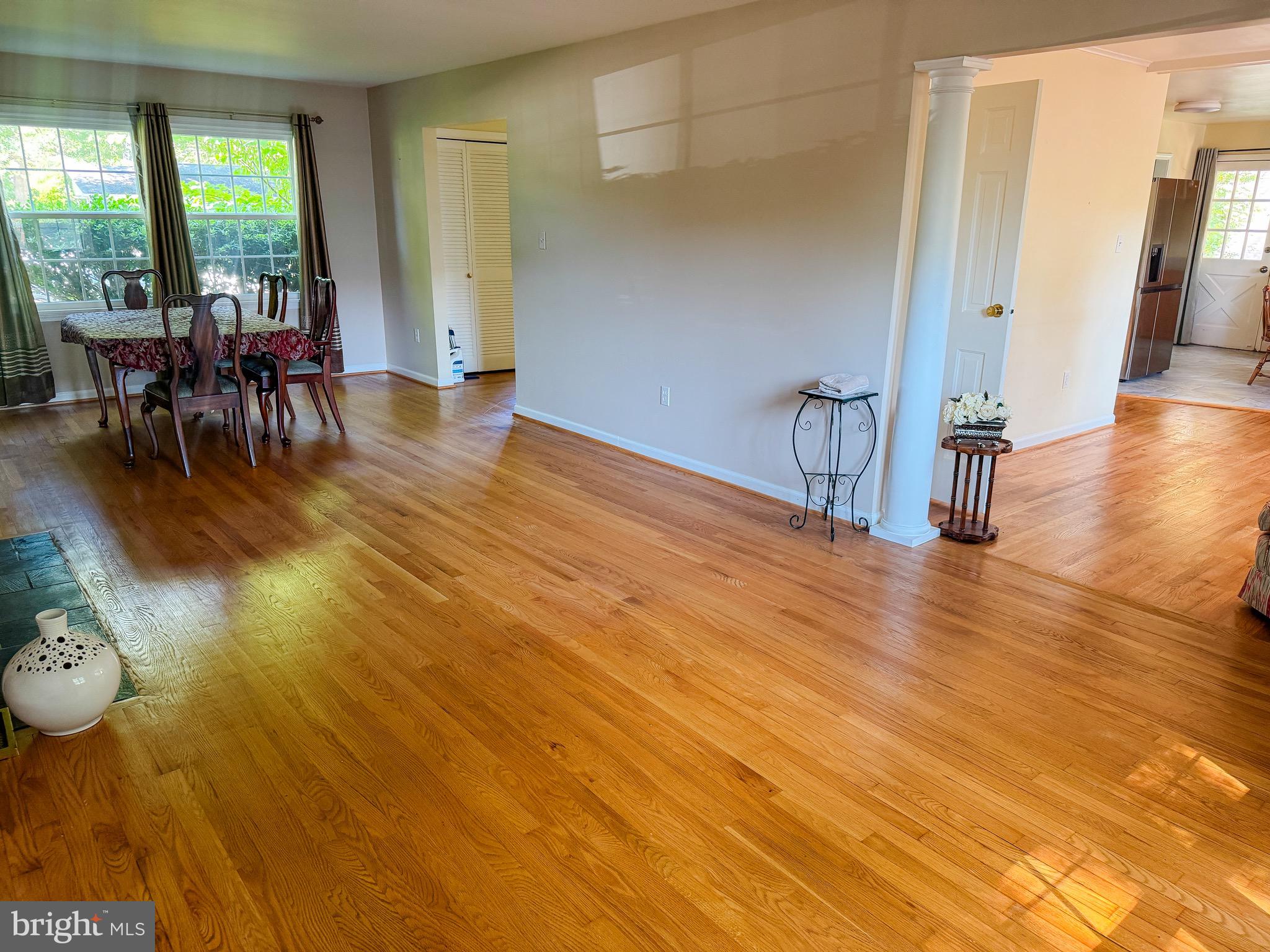 Real estate listing preview #9