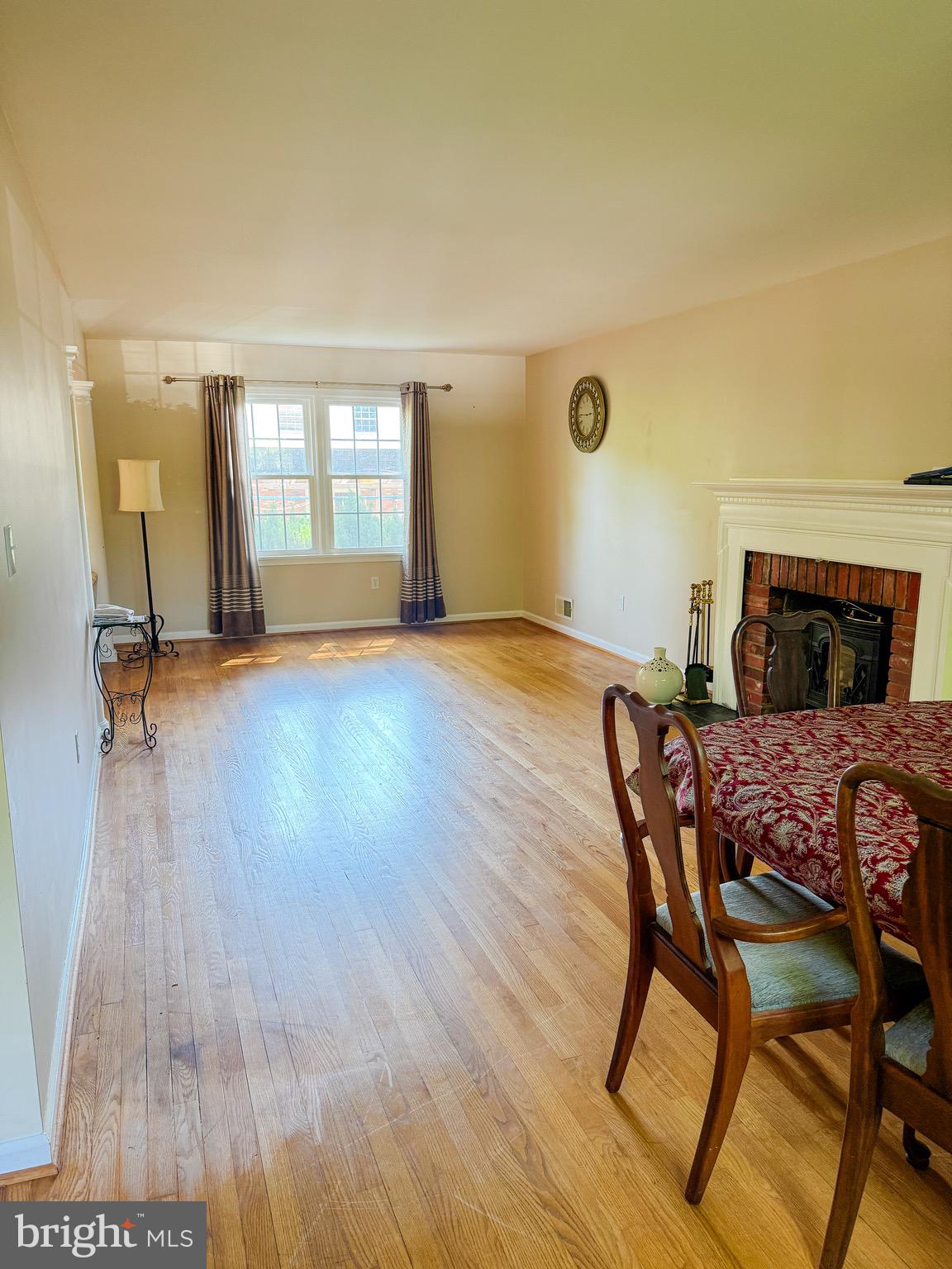 Real estate listing preview #11