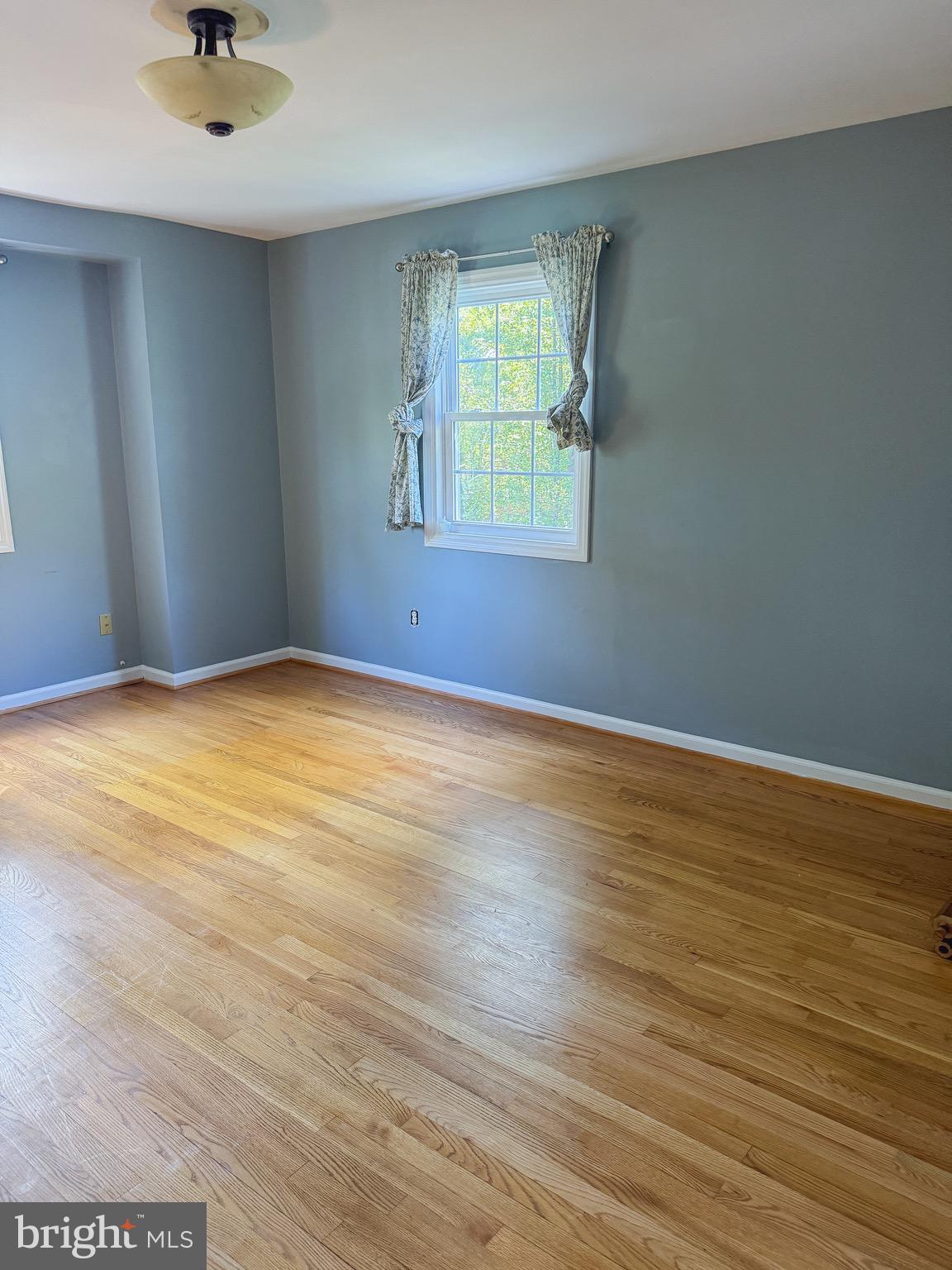 Real estate listing preview #28