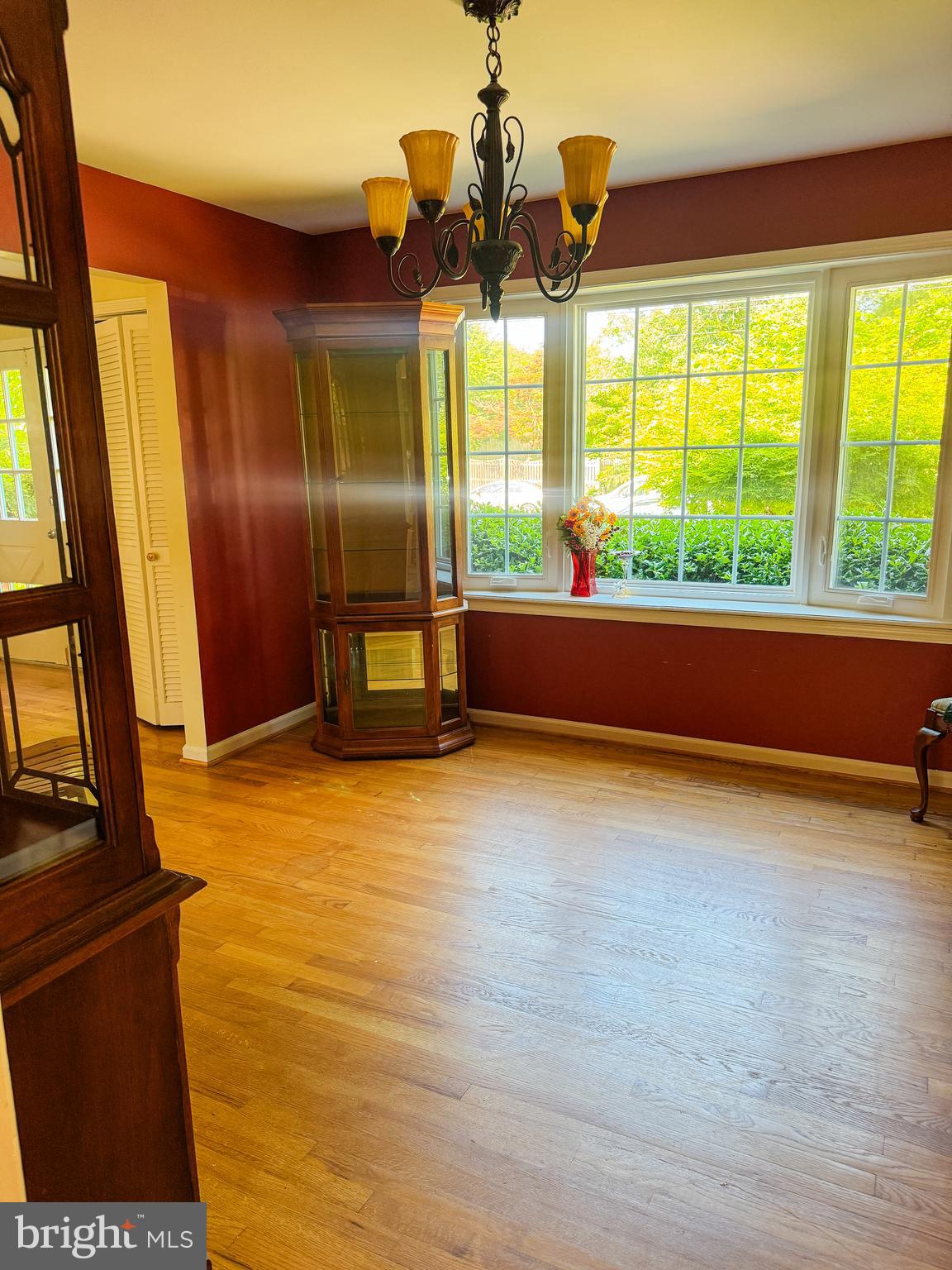 Real estate listing preview #13