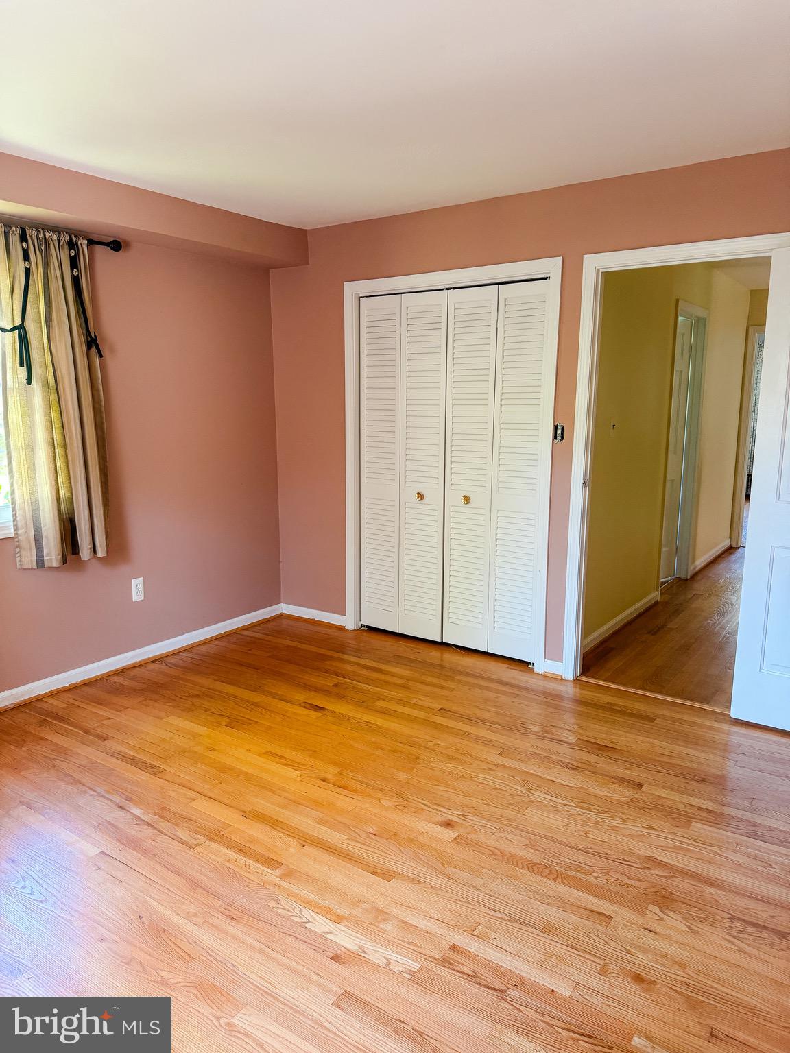 Real estate listing preview #18