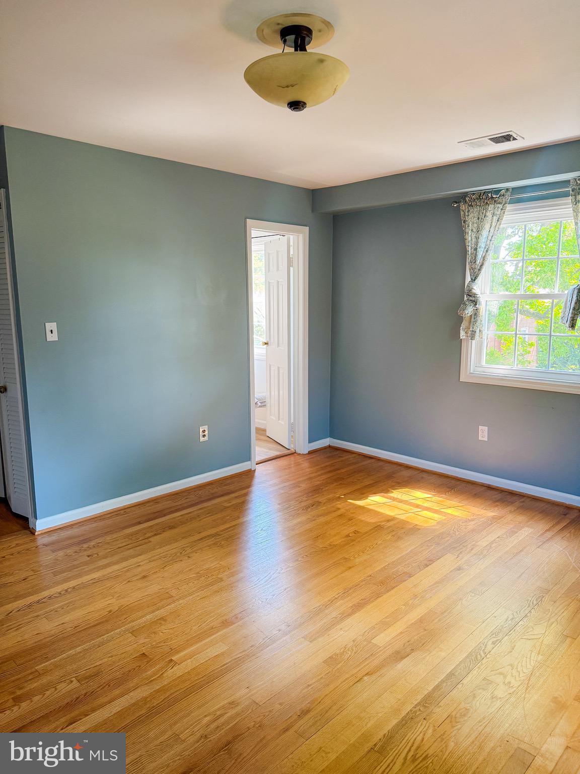 Real estate listing preview #29